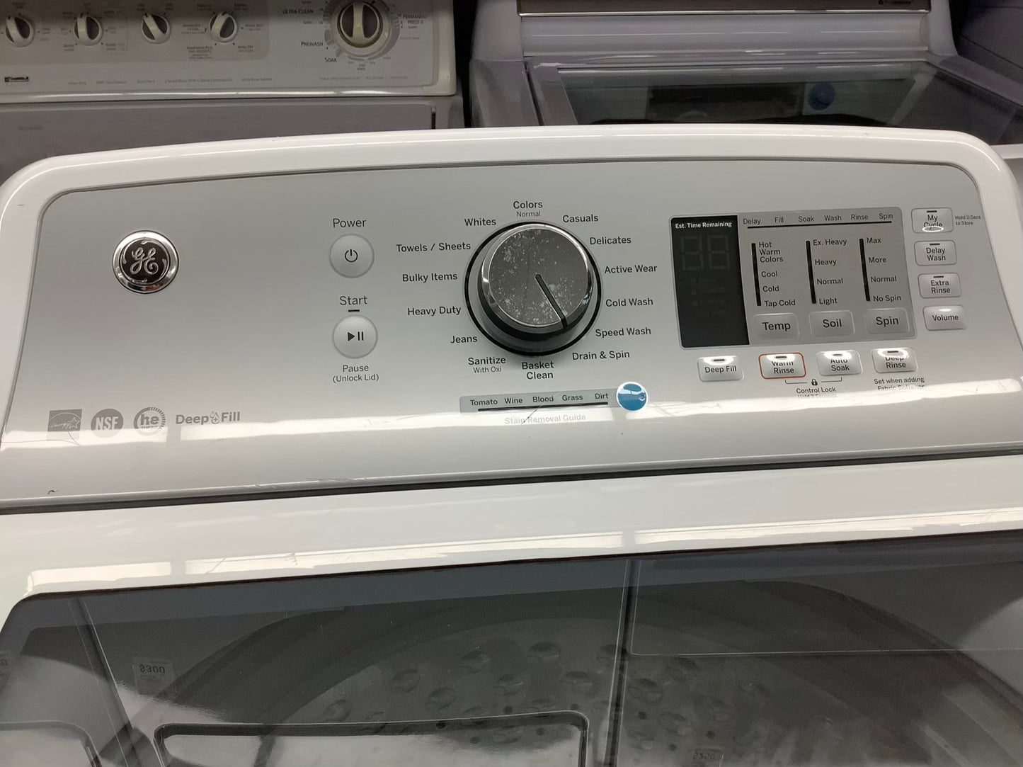 White GE washer top load