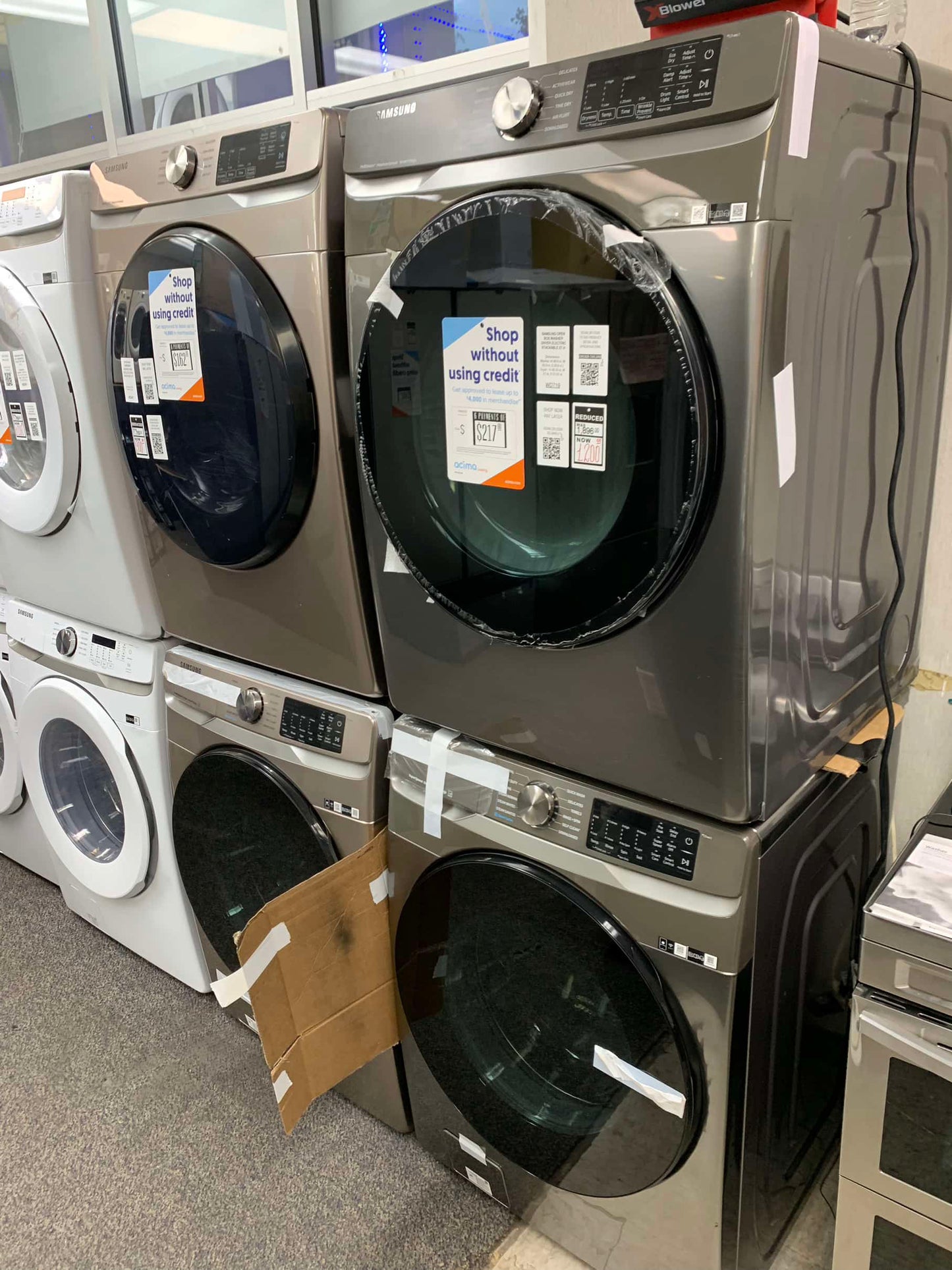 š„ HOT DEAL ā
Samsung Open Box 4.5 cu. ft. Smart High-Efficiency Front Load Washer with Super Speed & 7.5 cu. ft. Smart Stackable Vented electric Dryer with Steam Sanitize+ in champagne 27 in WD719