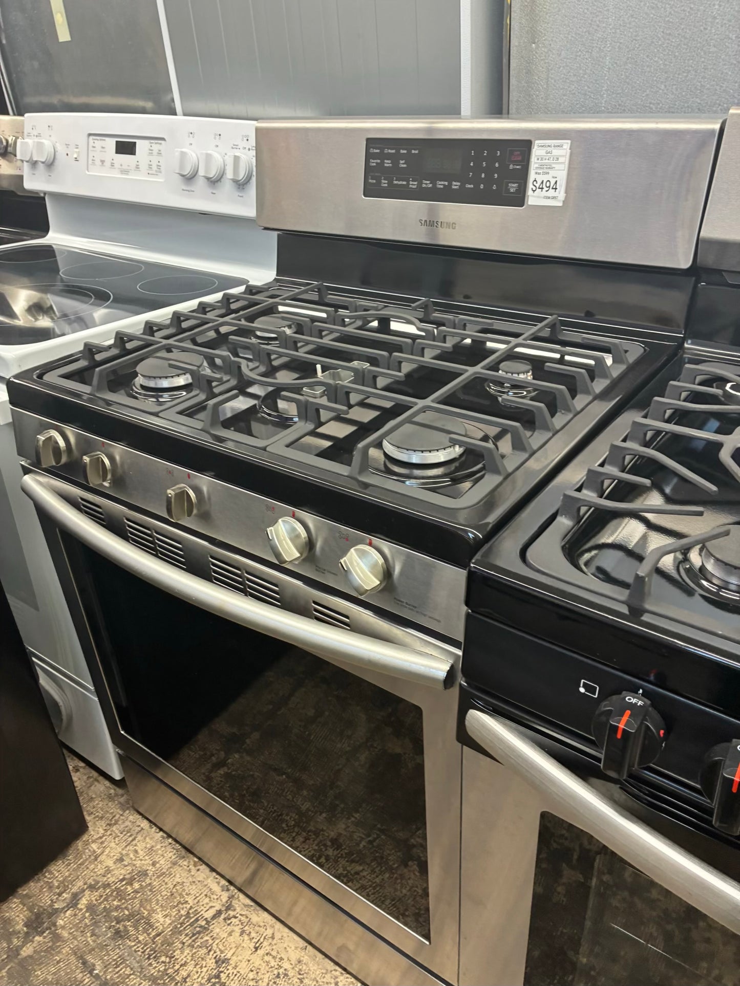 Samsung Gas Range Stainless Steel 5 Burners 30”