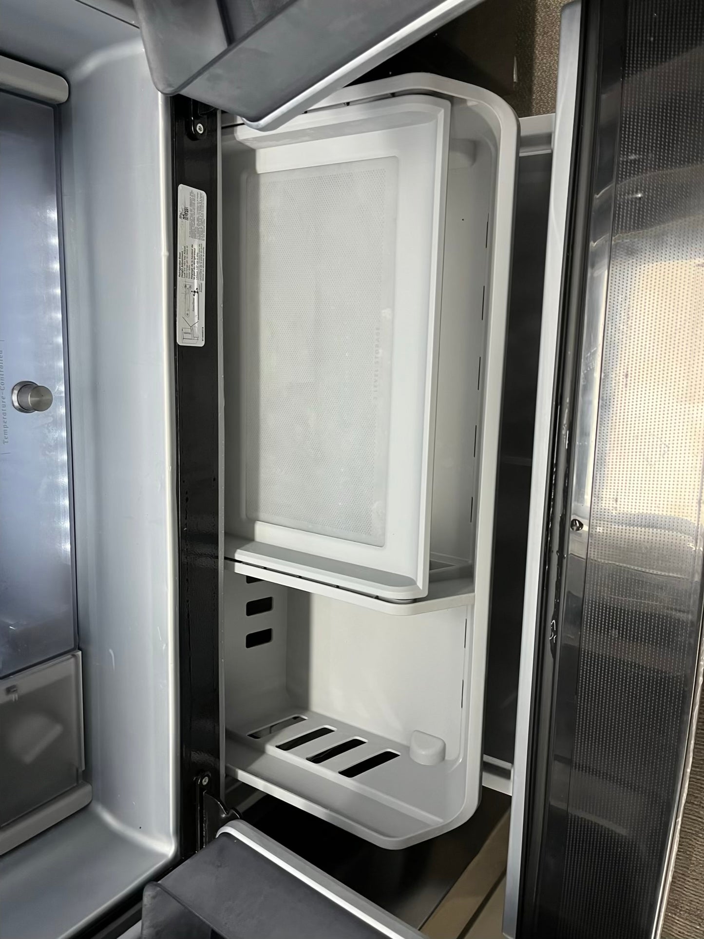 ^ Item: #RF94B Kitchen-Aid french door refrigerator counter deth slate stainless steel w/ ice maker 36” in