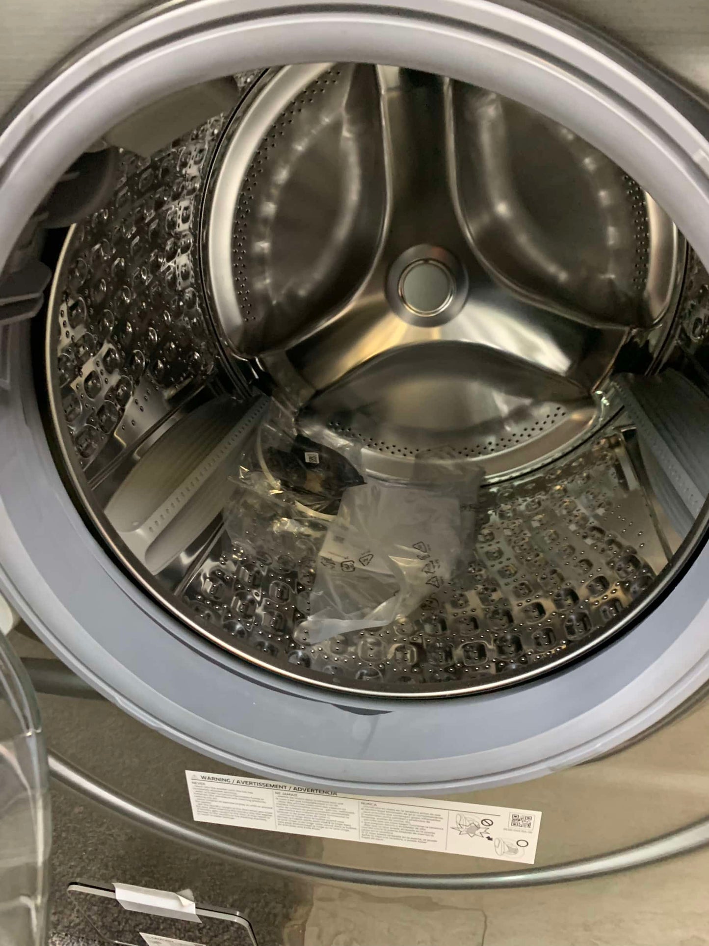 š„ HOT DEAL ā
Samsung Open Box 4.5 cu. ft. Smart High-Efficiency Front Load Washer with Super Speed & 7.5 cu. ft. Smart Stackable Vented electric Dryer with Steam Sanitize+ in champagne 27 in WD719