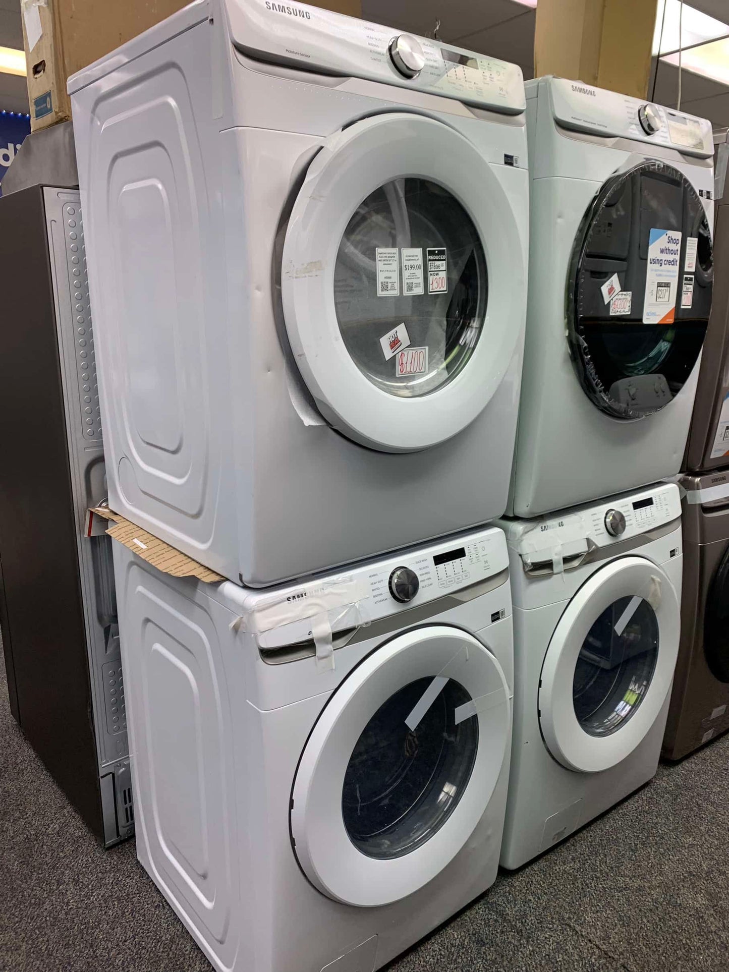★ Samsung Open Box 4.5 cu. ft. High-Efficiency Front Load Washer with Self-Clean+ in White & 7.5 cu. ft. Stackable Vented Electric Dryer with Sensor Dry in White 27 in WD668