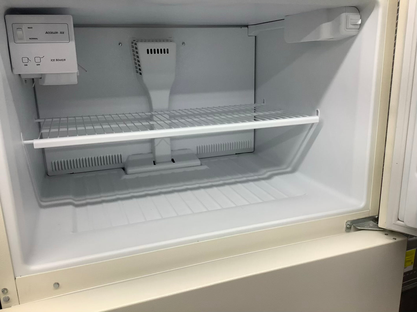 White Kenmore Top Freezer Refrigerator