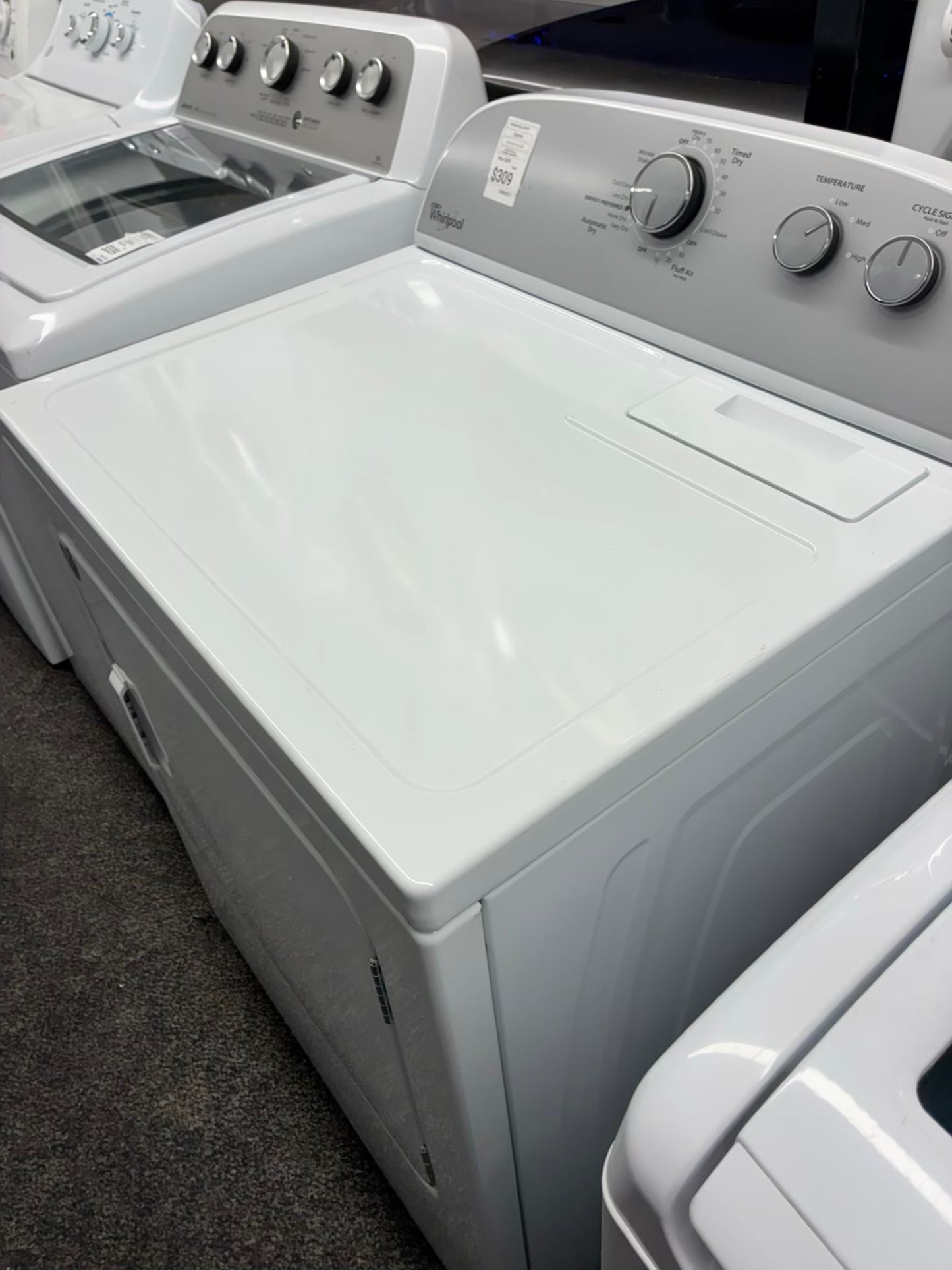 Whirlpool electric dryer 27” large capacity