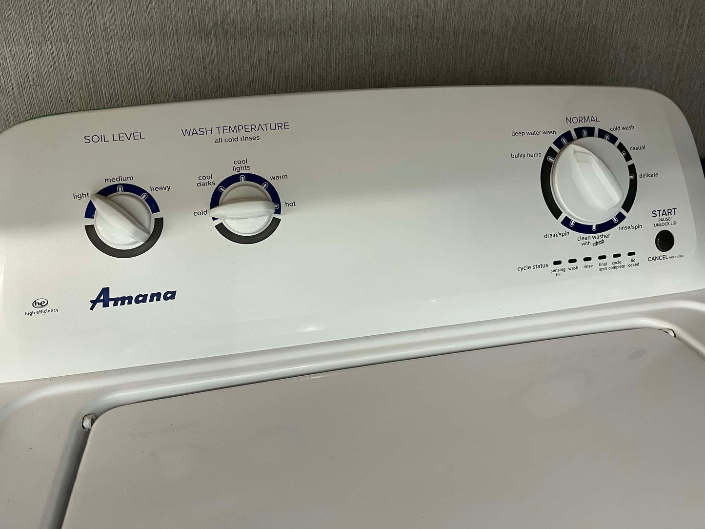- ITEM #W73B Amana top load washer machine 27”
