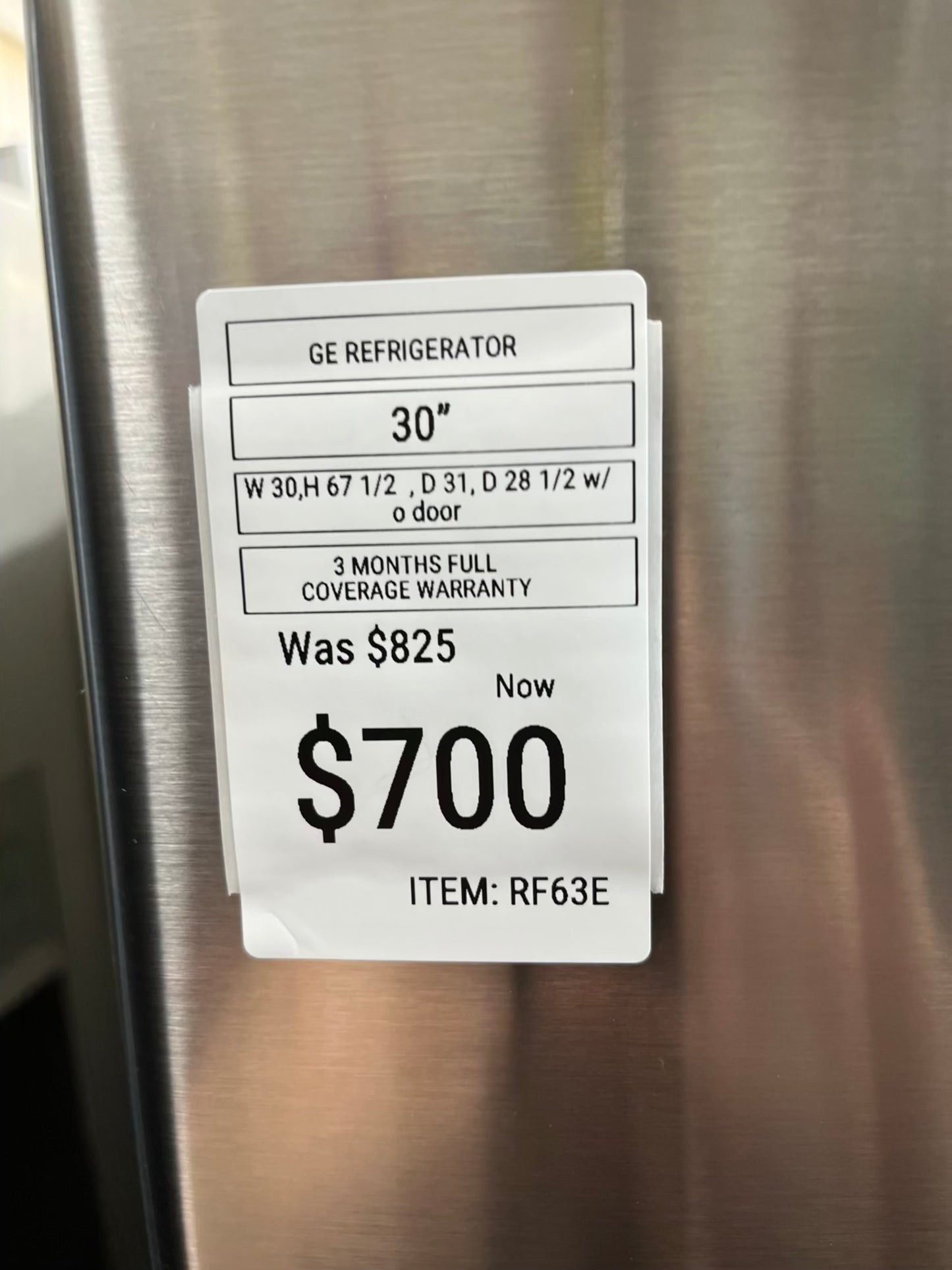^ #RF47W GE french door refrigerator slate stainless steel w/ ice and water dispenser inside 33” in