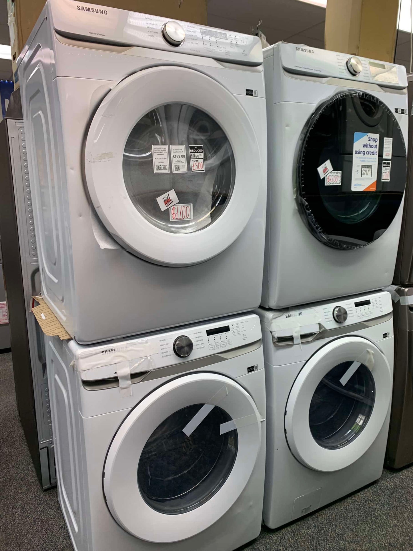★ Samsung Open Box 4.5 cu. ft. High-Efficiency Front Load Washer with Self-Clean+ in White & 7.5 cu. ft. Stackable Vented Electric Dryer with Sensor Dry in White 27 in WD668
