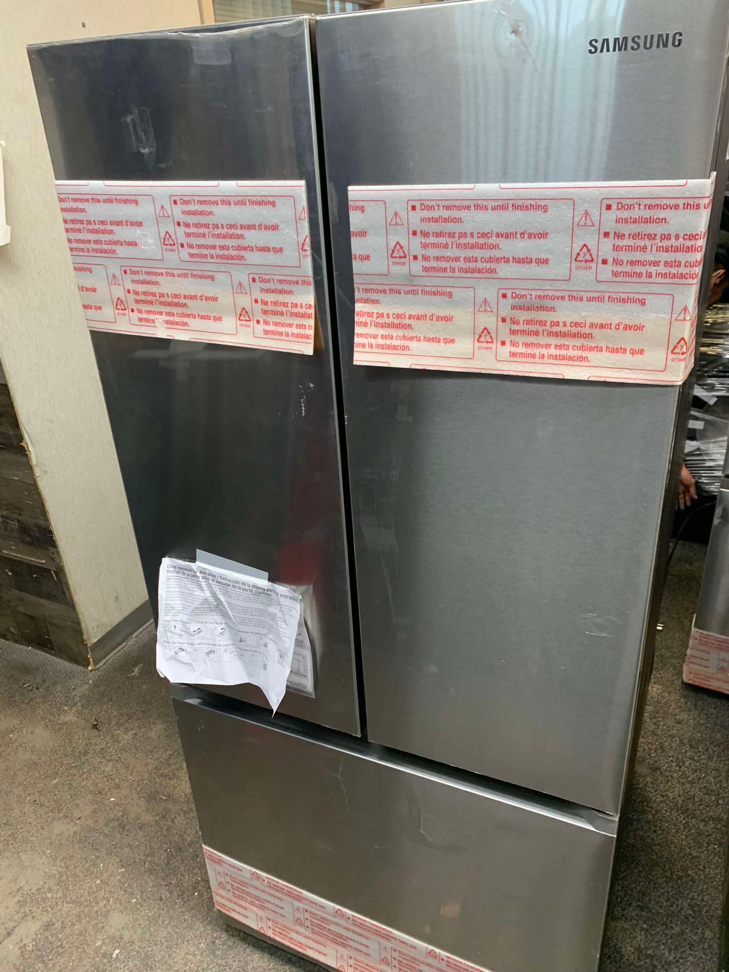 ⭐️ CYBER MONDAY ★ Samsung 33” Open Box - 25 cu. ft. 3-Door French Door Smart Refrigerator with Beverage Center - Stainless Steel RF302