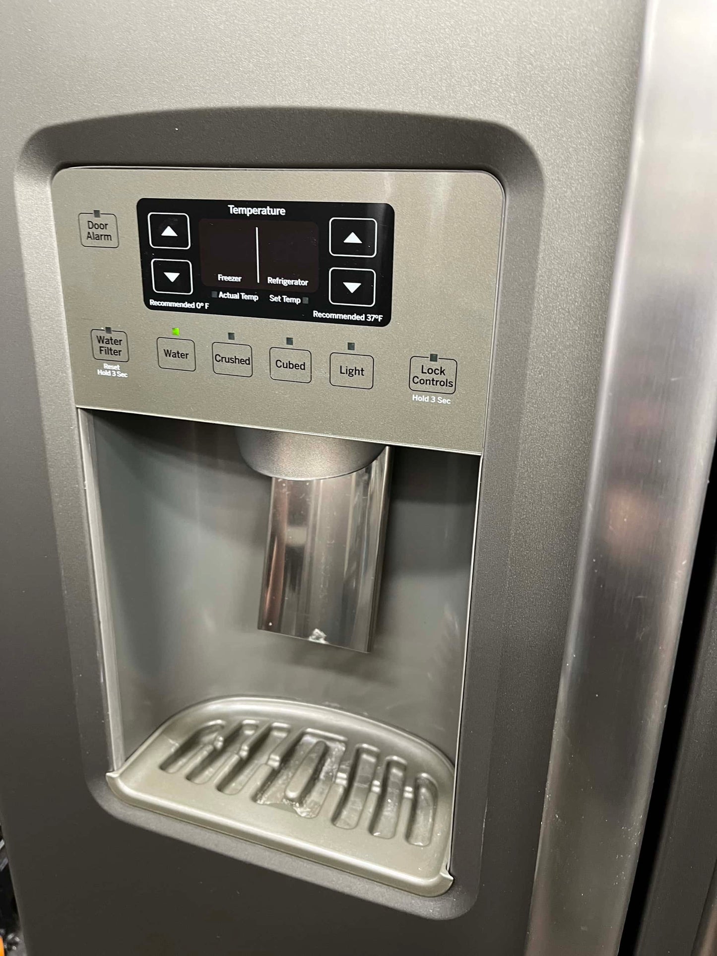 - Item: #RF41H GE side x side refrigerator stainless steel w/water ice dispenser 36 in