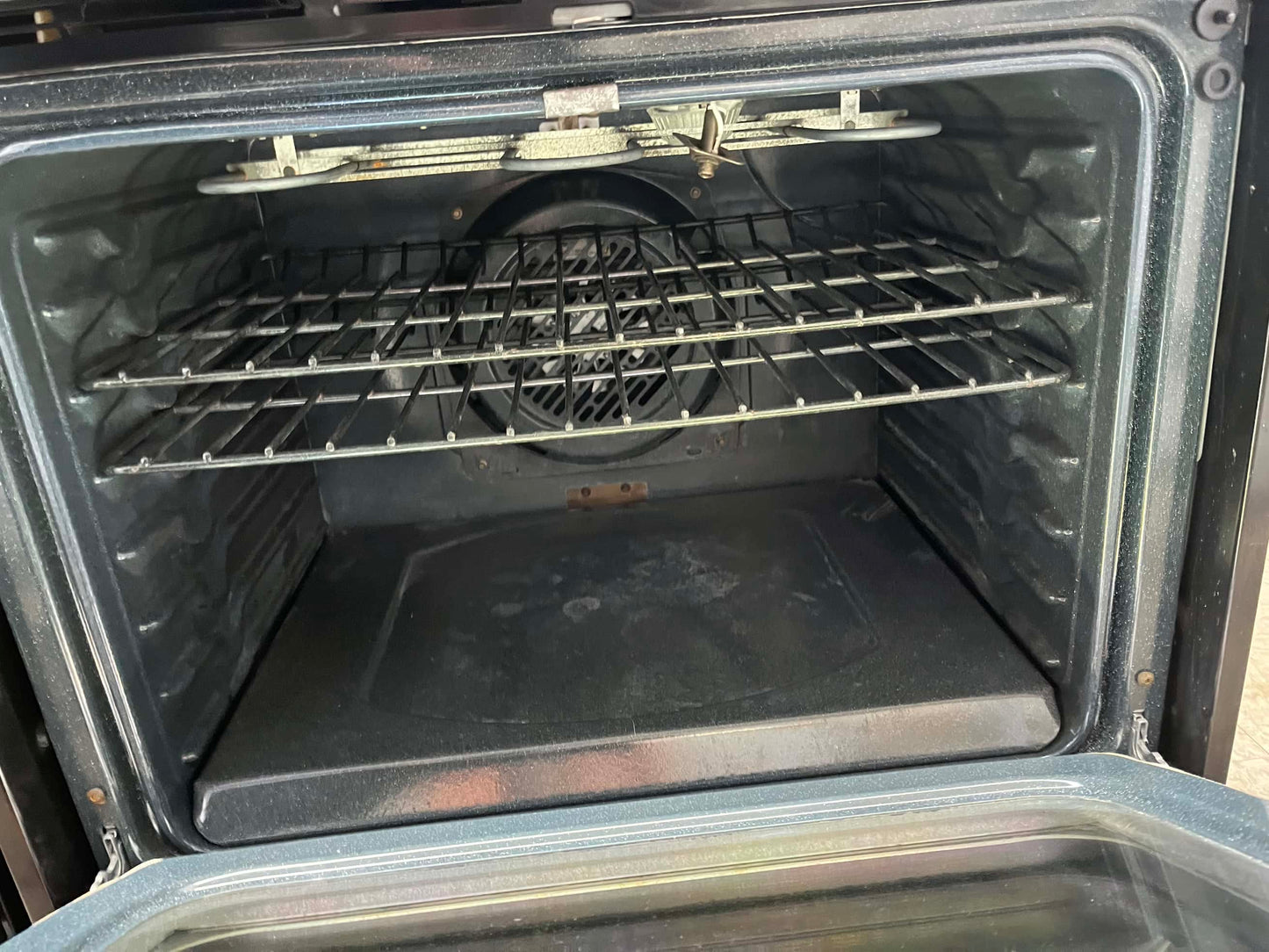 - ITEM #GR83 GE Duel fuel black gas range 5 burner 30 inch