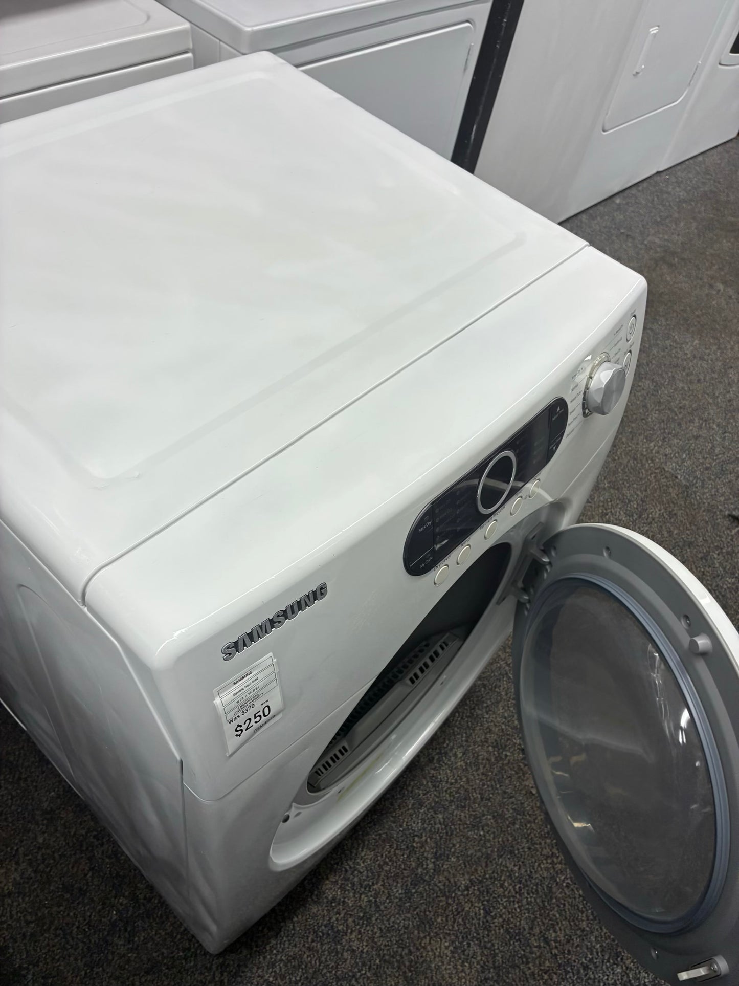 SAMSUNG front load electric dryer 220v large capacity stackable 27”