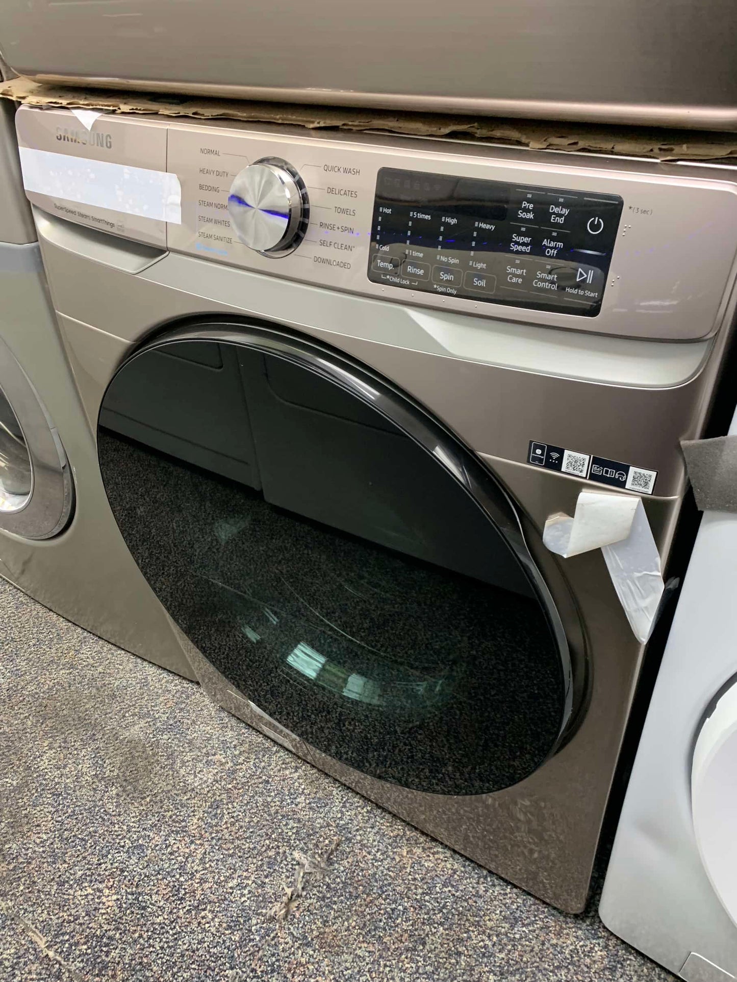★ Samsung Open Box 4.5 cu. ft. Smart High-Efficiency Front Load Washer with Super Speed & 7.5 cu. ft. Smart Stackable Vented electric Dryer with Steam Sanitize+ in champagne 27 in WD639