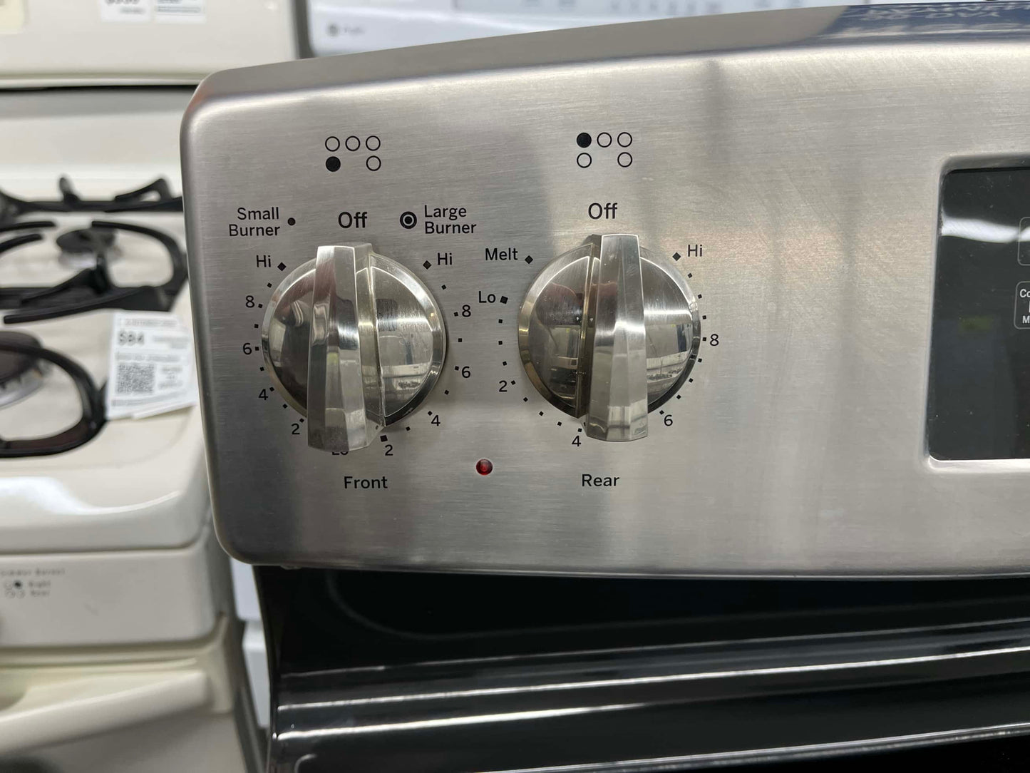 . ITEM #GR33B GE Stainless steel electric range 4 burner 30 inch *more pictures soon