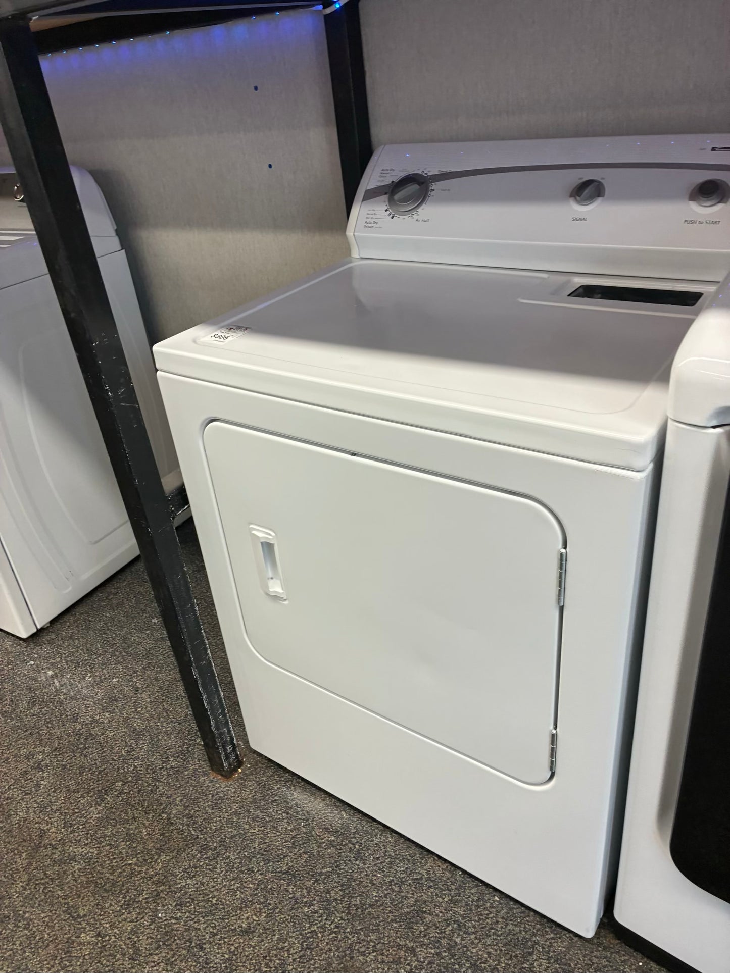 Kenmore gas dryer 29” large capacity white