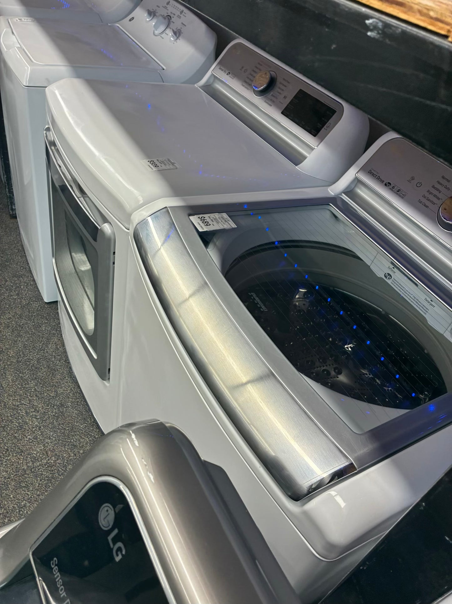 LG WASHER 27” N DRYER 27” TOP LOAD ELECTRIC