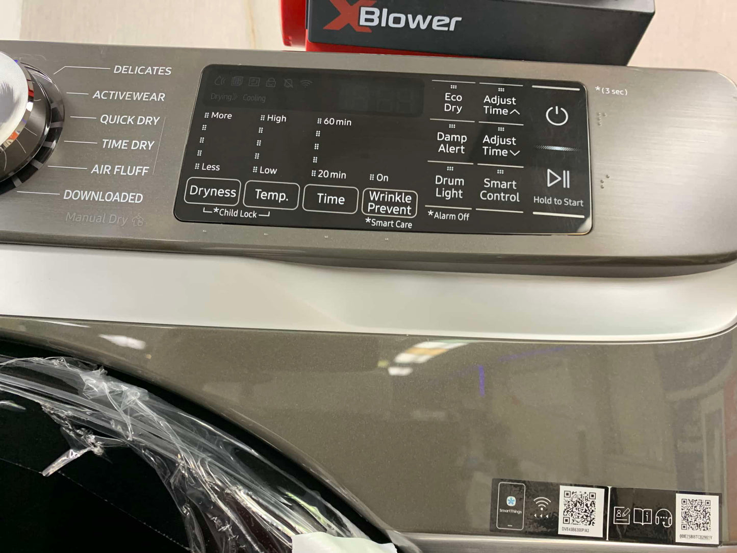 š„ HOT DEAL ā
Samsung Open Box 4.5 cu. ft. Smart High-Efficiency Front Load Washer with Super Speed & 7.5 cu. ft. Smart Stackable Vented electric Dryer with Steam Sanitize+ in champagne 27 in WD719