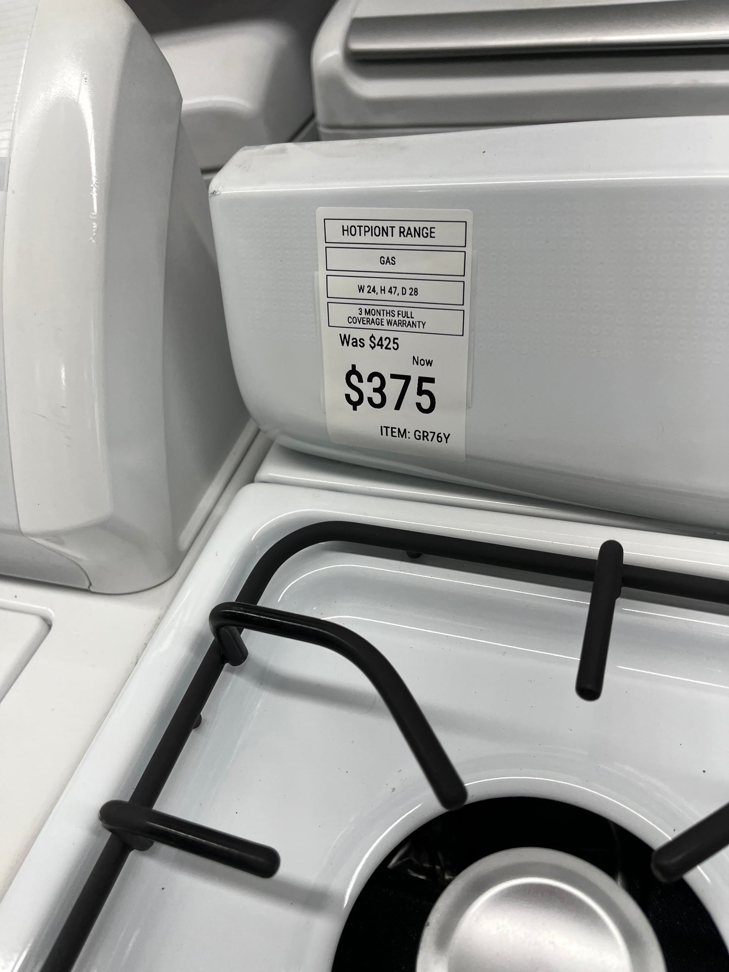 ^ ITEM #GR76Y Hotpoint gas range white 4 burner 20” in *more pictures soon
