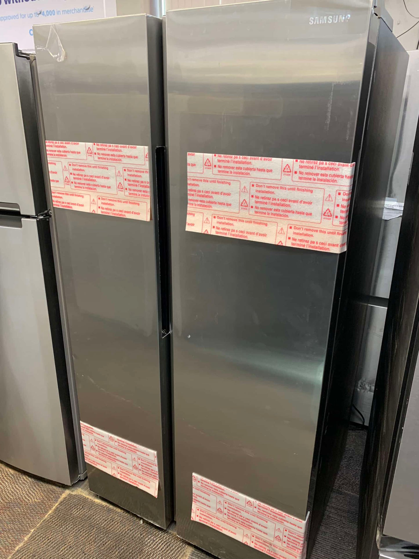 ★ Samsung Open Box 36 in. 28 cu. ft. Smart Side by Side Refrigerator in Fingerprint-Resistant Stainless Steel, Standard Depth RF539