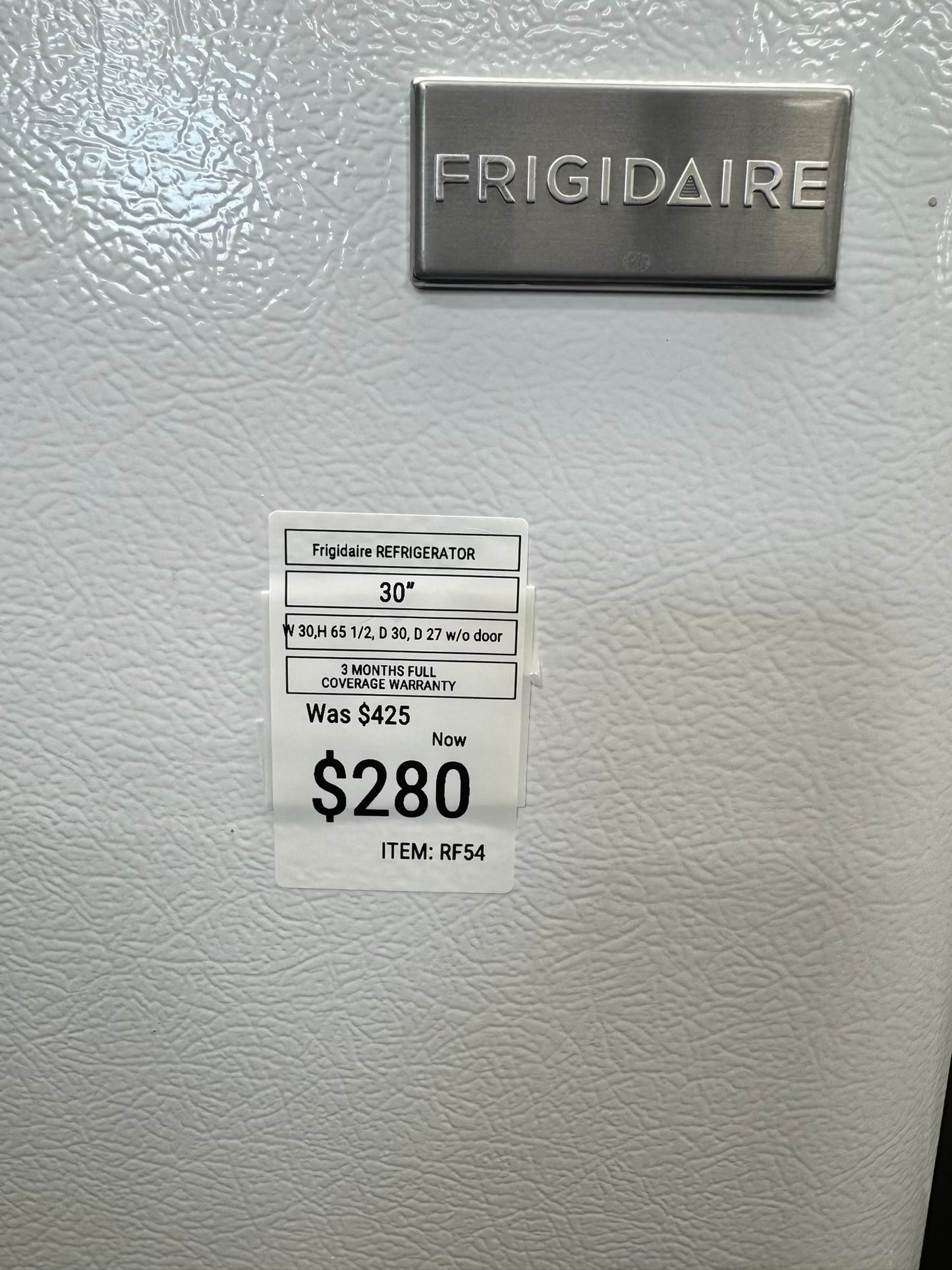 Frigidaire top freezer 30inch white