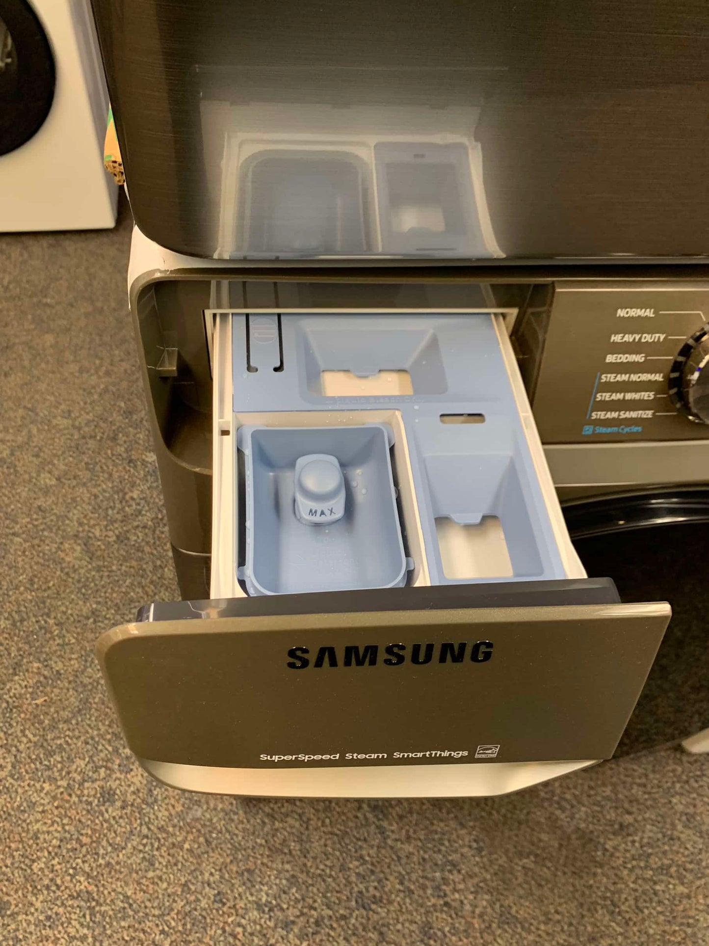 ★ Samsung Open Box 4.5 cu. ft. Smart High-Efficiency Front Load Washer with Super Speed & 7.5 cu. ft. Smart Stackable Vented GAS Dryer with Steam Sanitize+ in champagne 27 in WD739