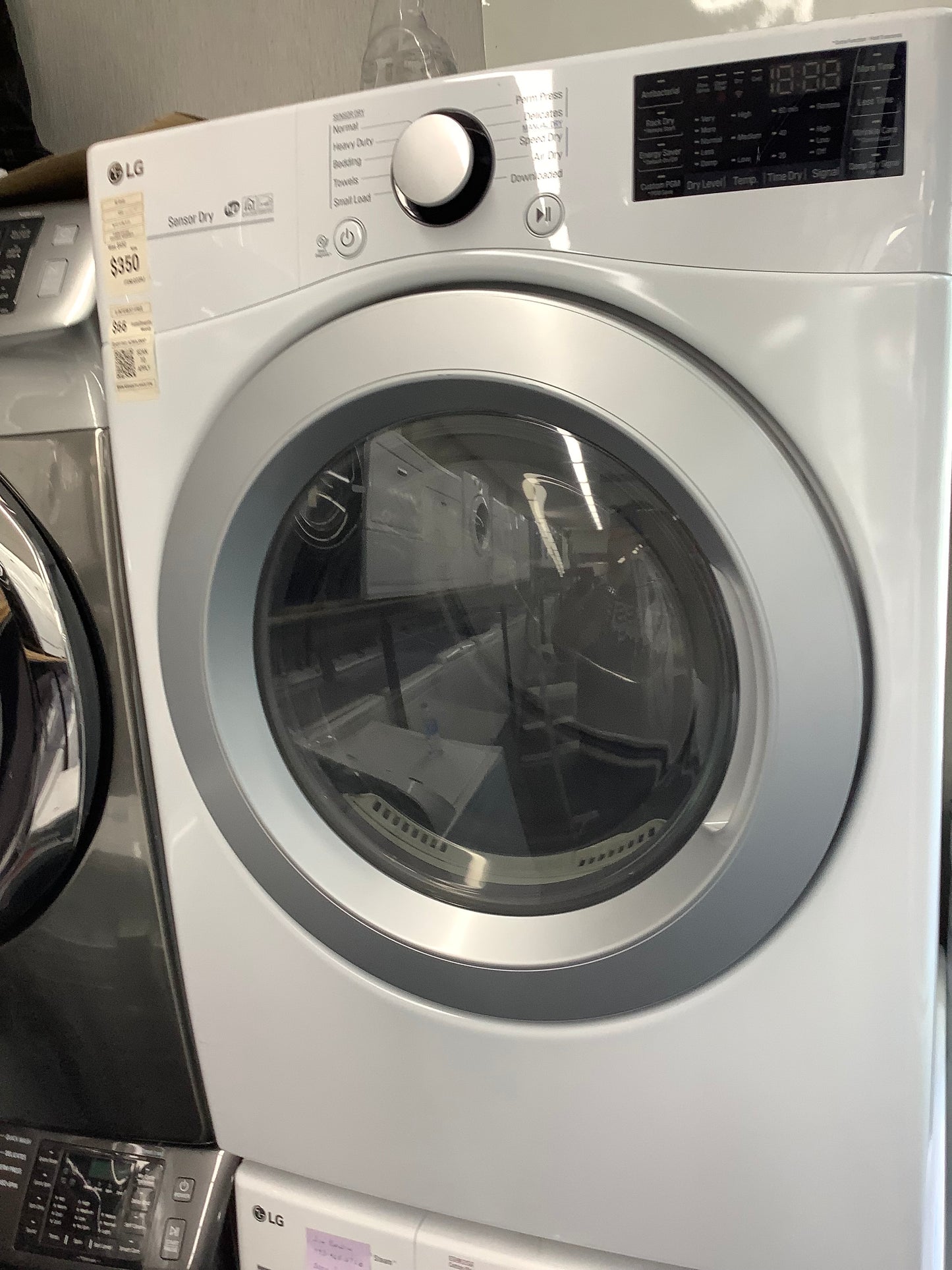 LG front load electric dryer 220v large capacity stackable 27”