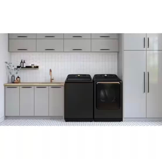 🔥HOT DEAL ★ Samsung Open Box 5.5 cu. ft. Smart High-Efficiency Top Load Washer with Impeller and Auto Dispense System and 7.4 cu. ft. Smart High-Efficiency Vented GAS Dryer with Steam Sanitize+ in Brushed Black WD816