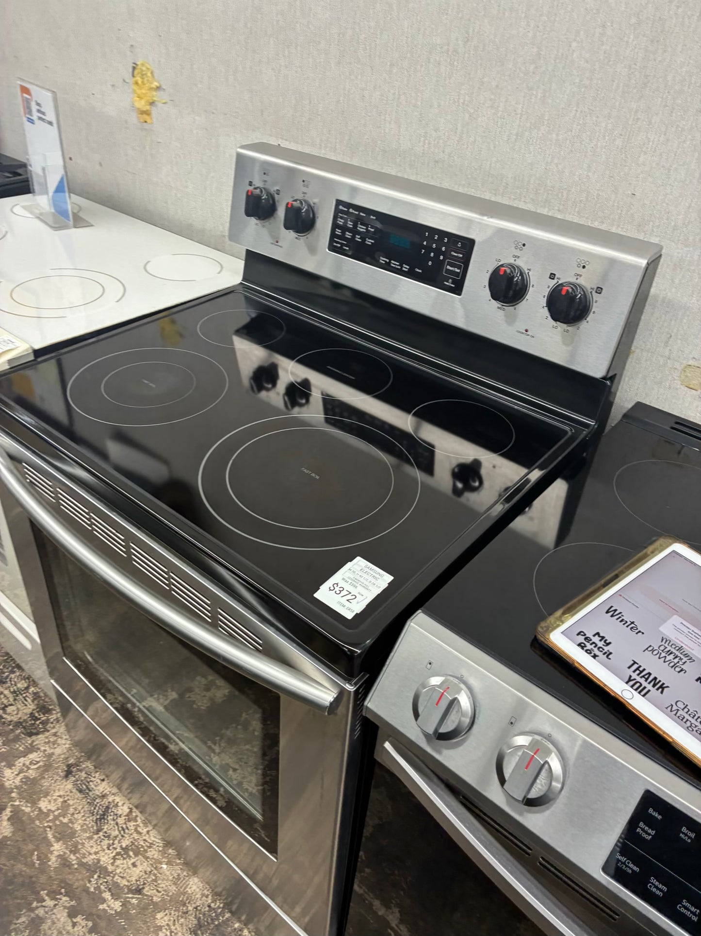 Samsung electric range black 5 burners 30”