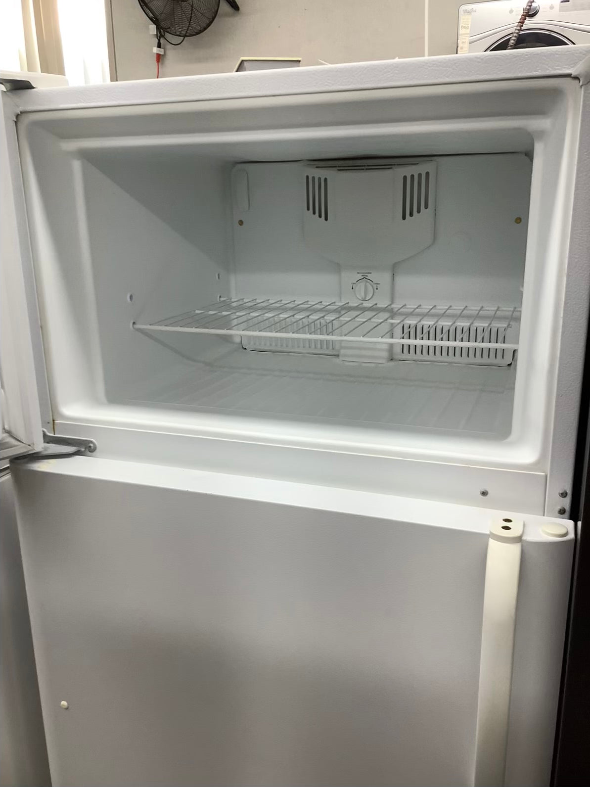 White Frigidaire Top Freezer 30”