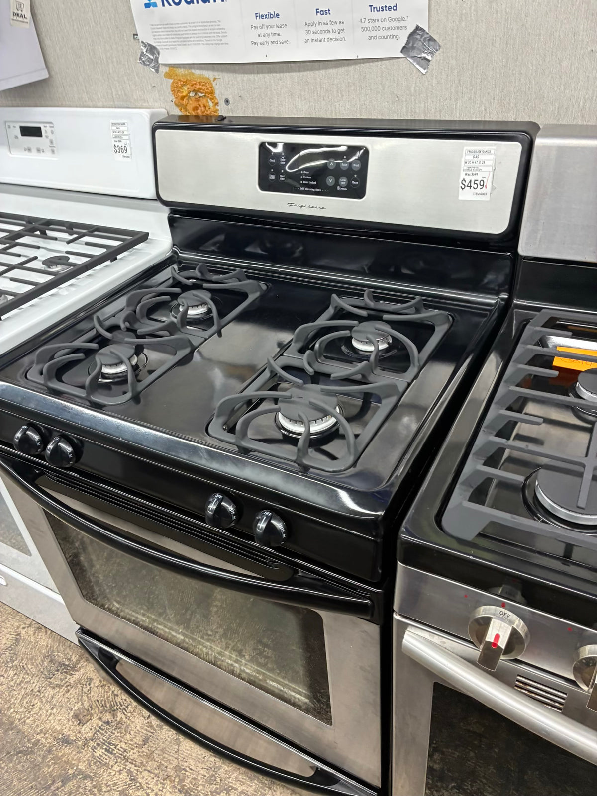 Frigidaire Gas Range Stainless Steel 4 Burners 30”