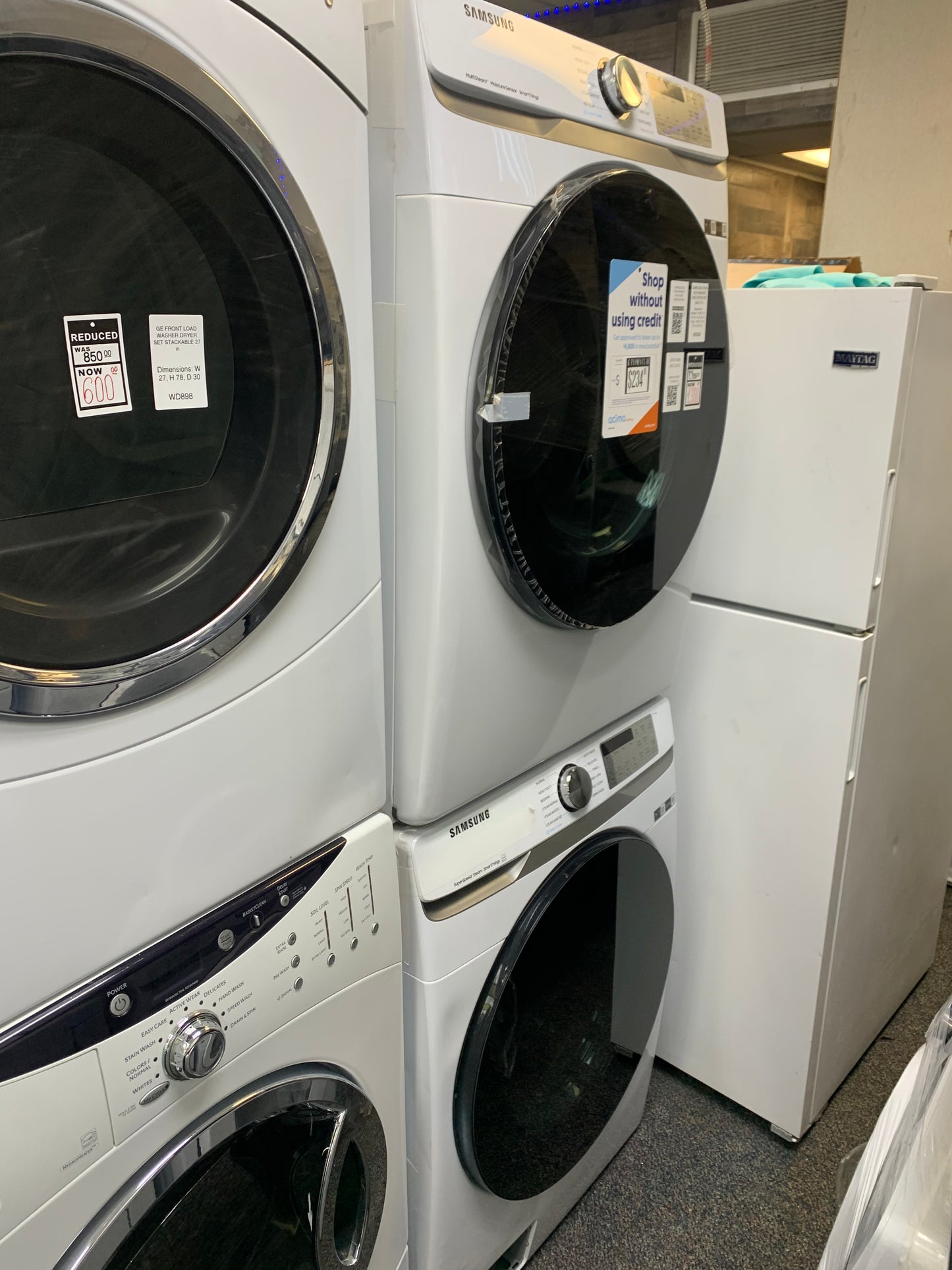 🔥 HOT DEAL
★ Samsung Open Box 4.5 cu. ft. High-Efficiency Front Load Washer with Self-Clean+ in White & 7.5 cu. ft. Smart Stackable Vented GAS Dryer with Steam Sanitize+ in White WD690