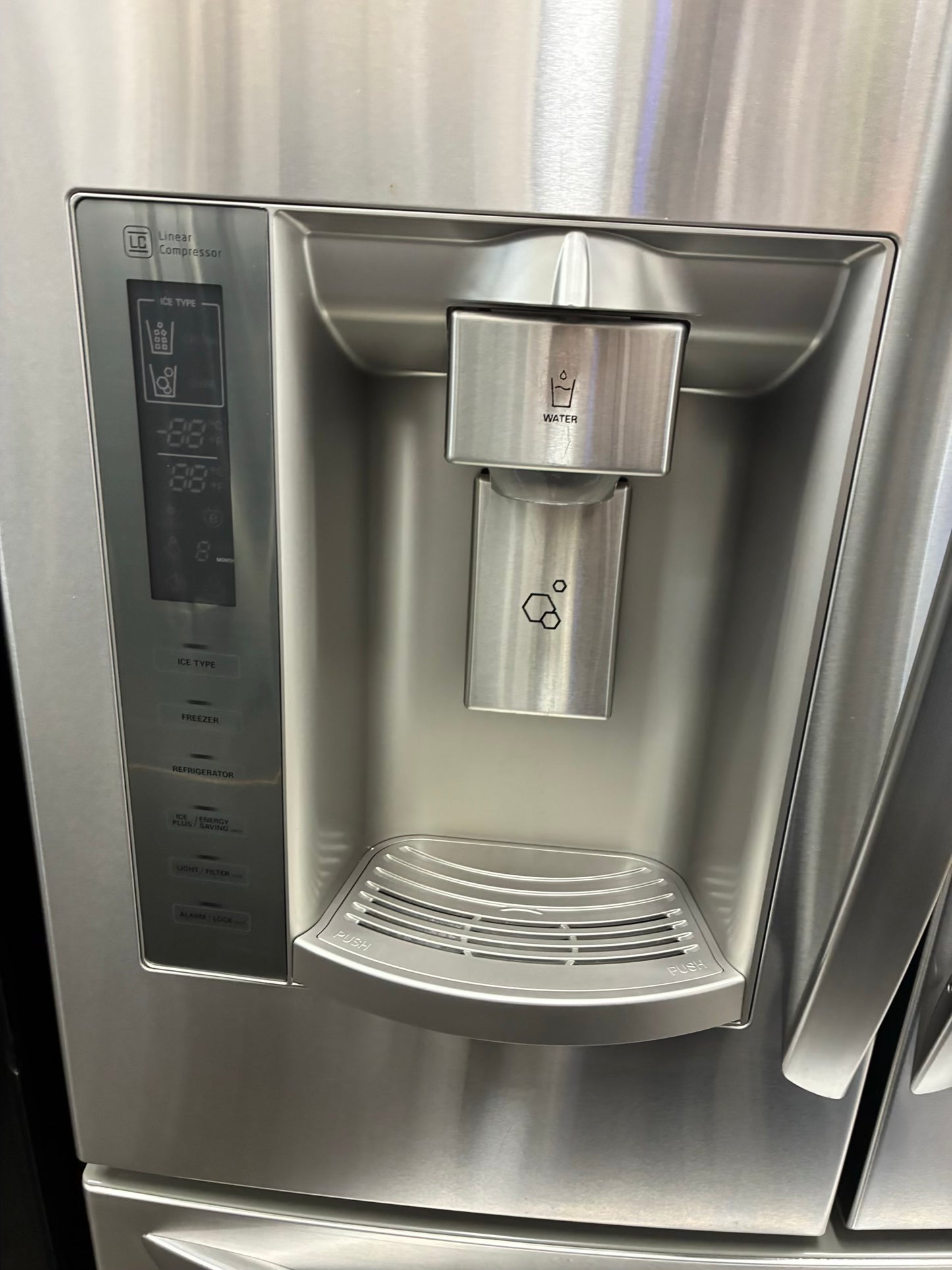 LG French door refrigerator slate stainless steel 36”