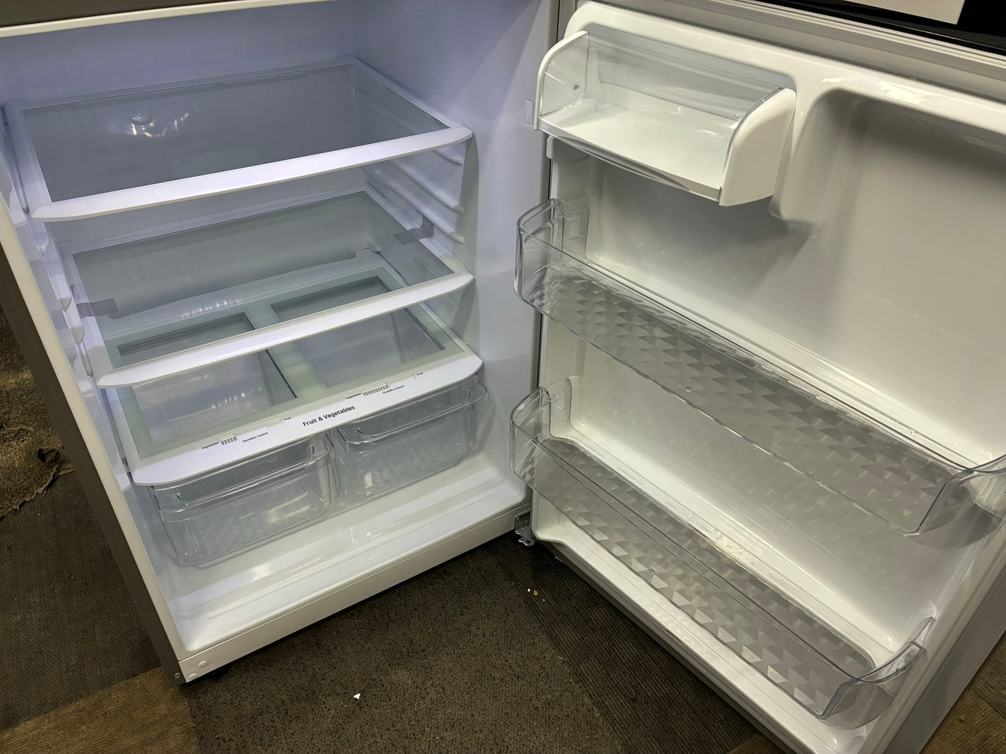 LG stainless steel Top Freezer Refrigerator 30”