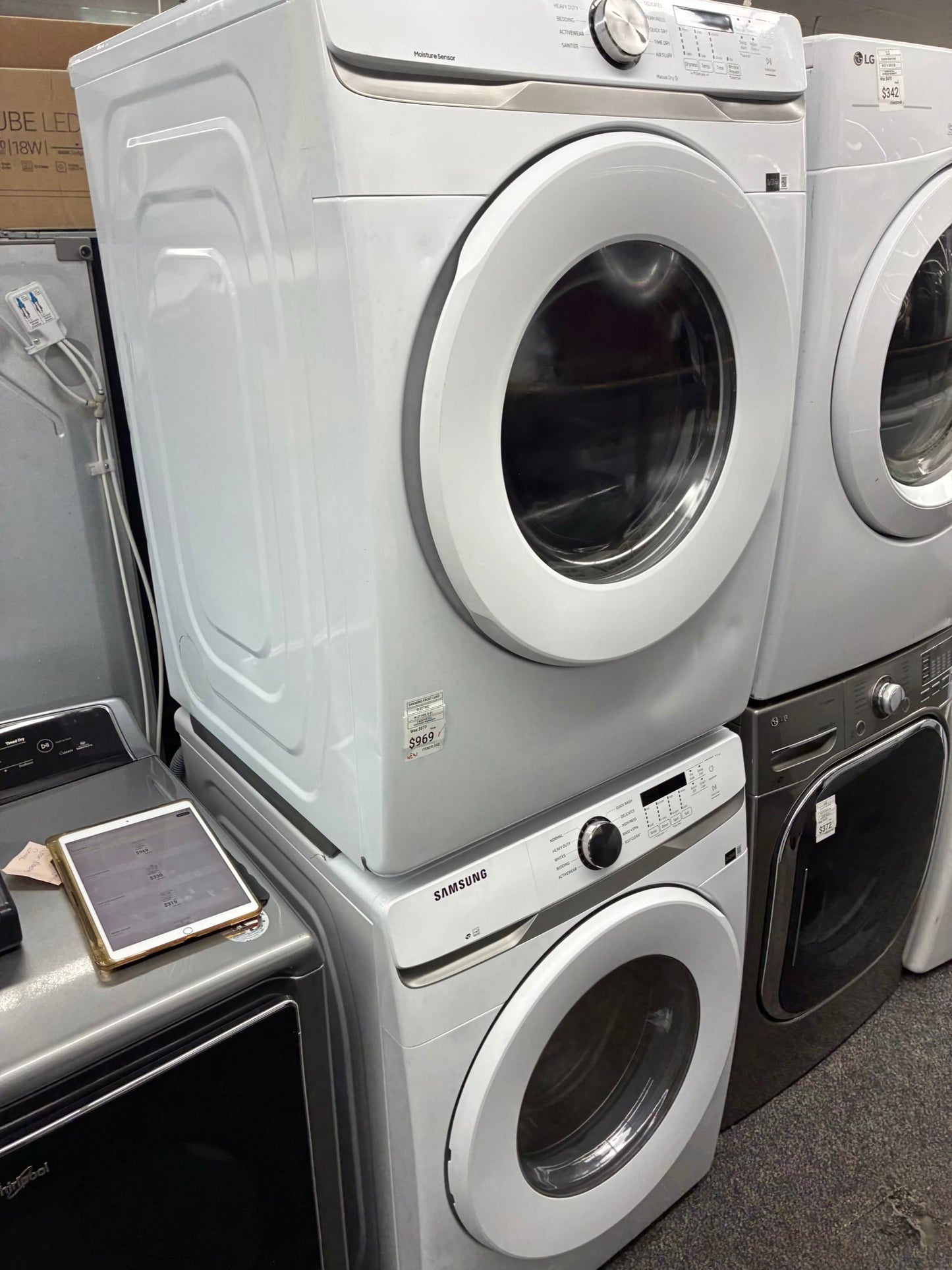 Samsung electric washer and dryer 27” front load NEW
