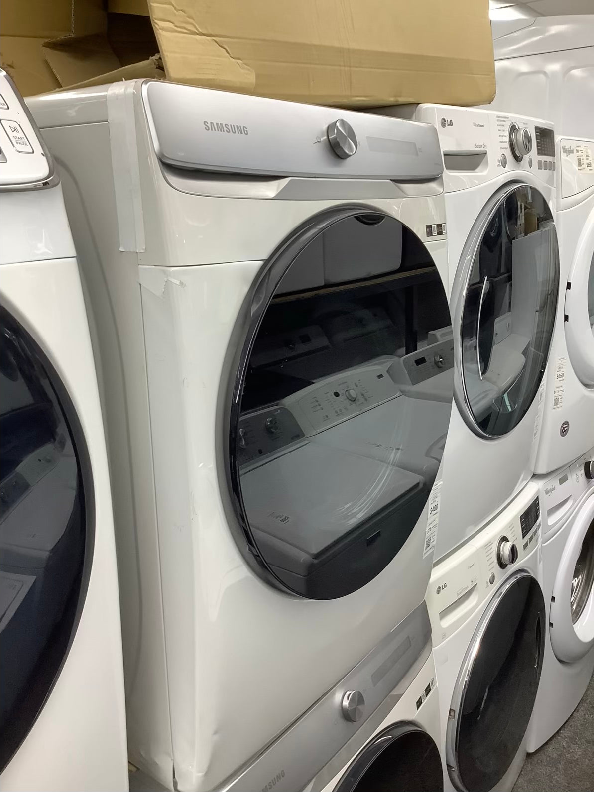 Samsung Open Box 7.5 cu. ft. Smart Dial GAS Dryer with Super Speed in Ivory 27 in