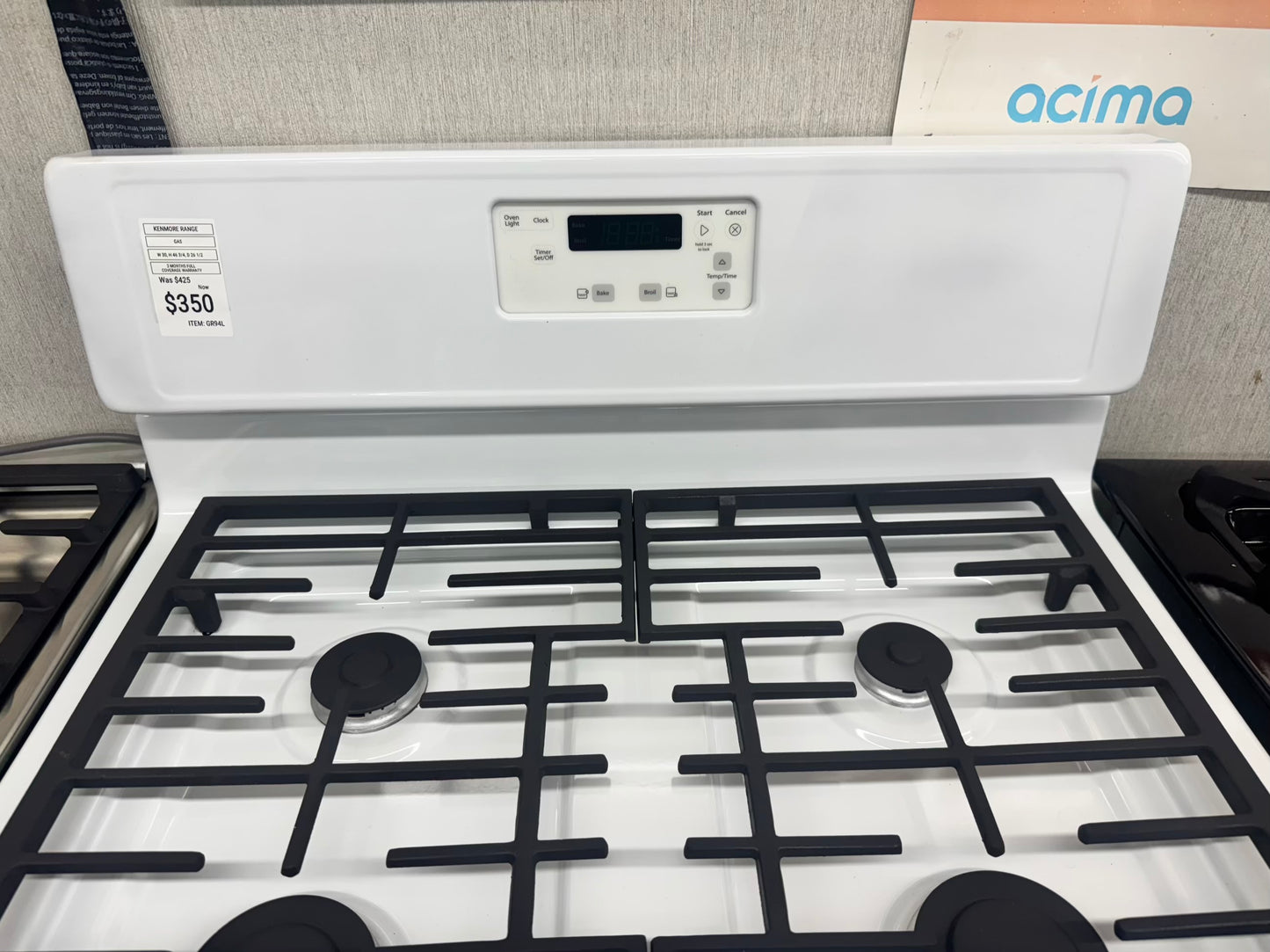 Whirpool gas range 4 burner white color