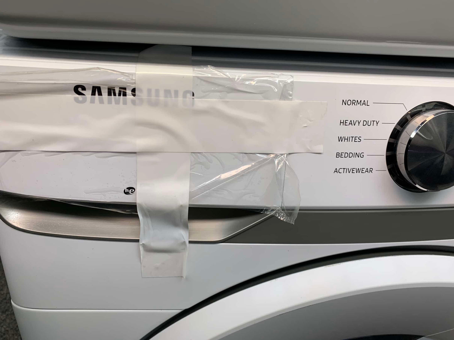 ★ Samsung Open Box 4.5 cu. ft. High-Efficiency Front Load Washer with Self-Clean+ in White & 7.5 cu. ft. Stackable Vented Electric Dryer with Sensor Dry in White 27 in WD668