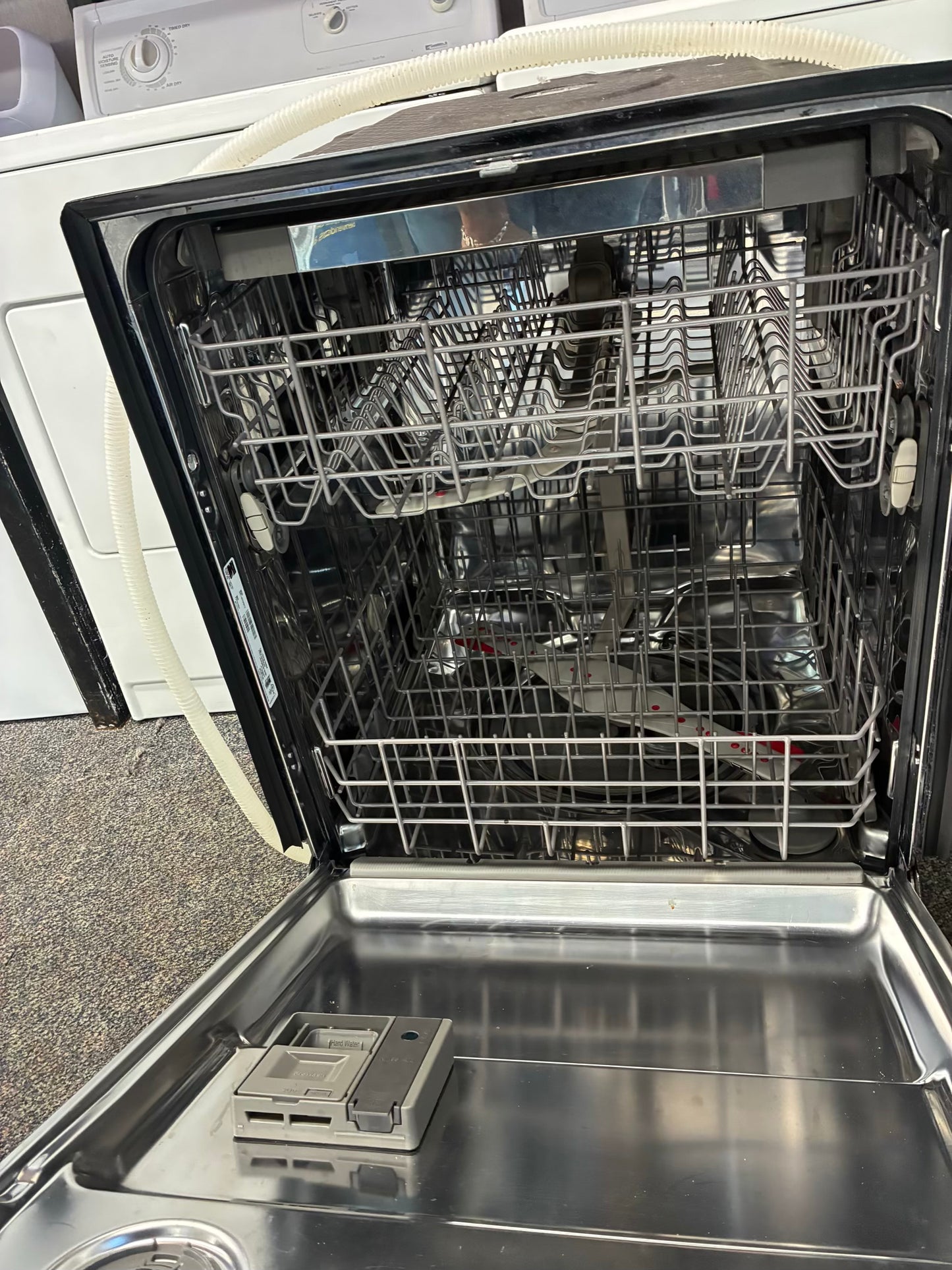 Kenmore Dishwasher 24”black