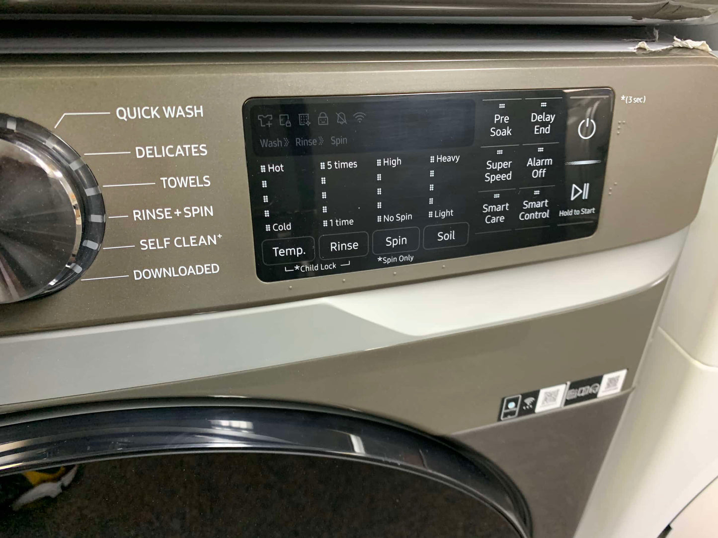 ★ Samsung Open Box 4.5 cu. ft. Smart High-Efficiency Front Load Washer with Super Speed & 7.5 cu. ft. Smart Stackable Vented GAS Dryer with Steam Sanitize+ in champagne 27 in WD739
