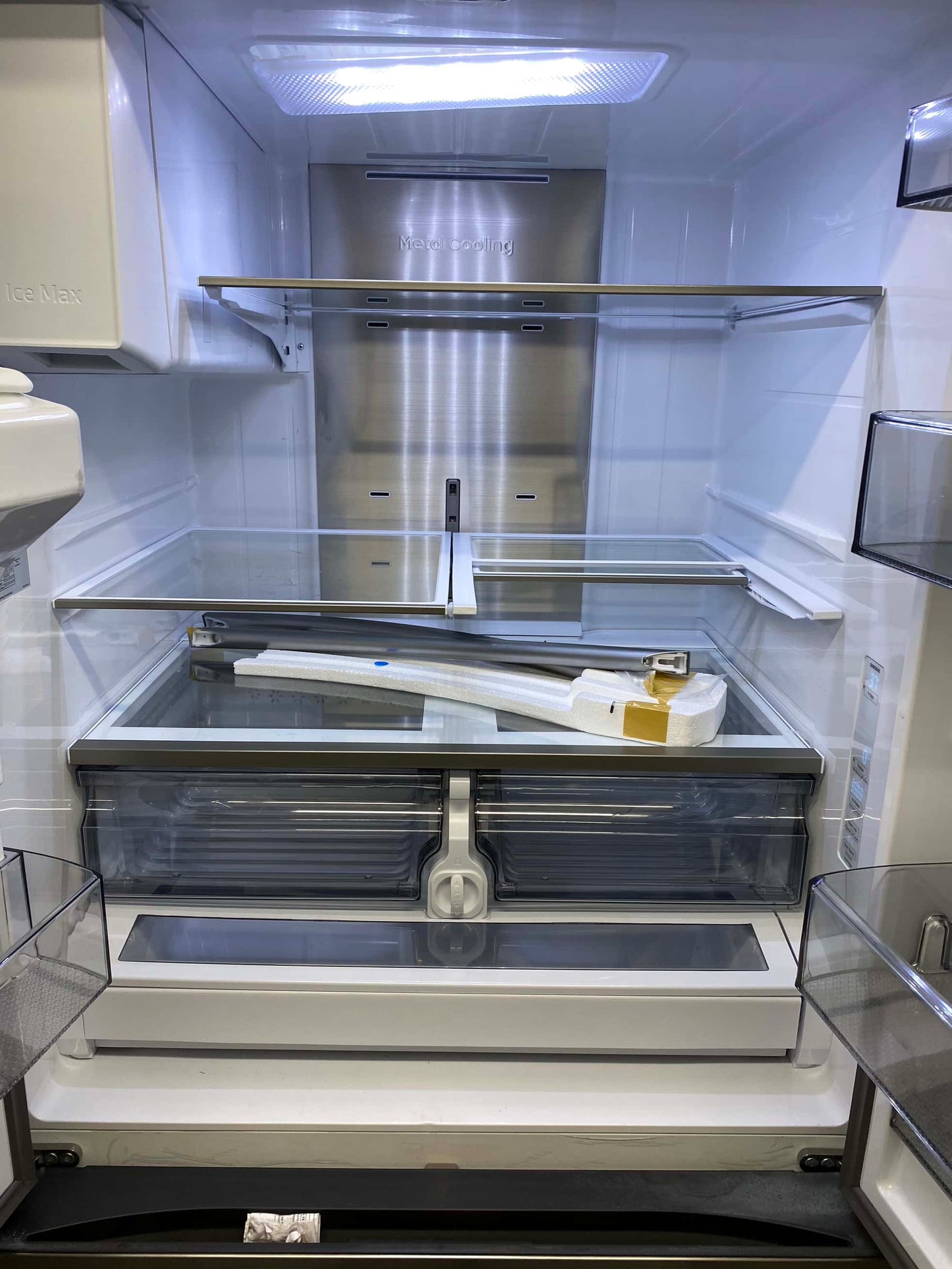 ITEM: RF1075 Samsung 31 cu. ft. Mega Capacity 3-Door French Door Refrigerator with Four Types of Ice in Stainless Steel 36”