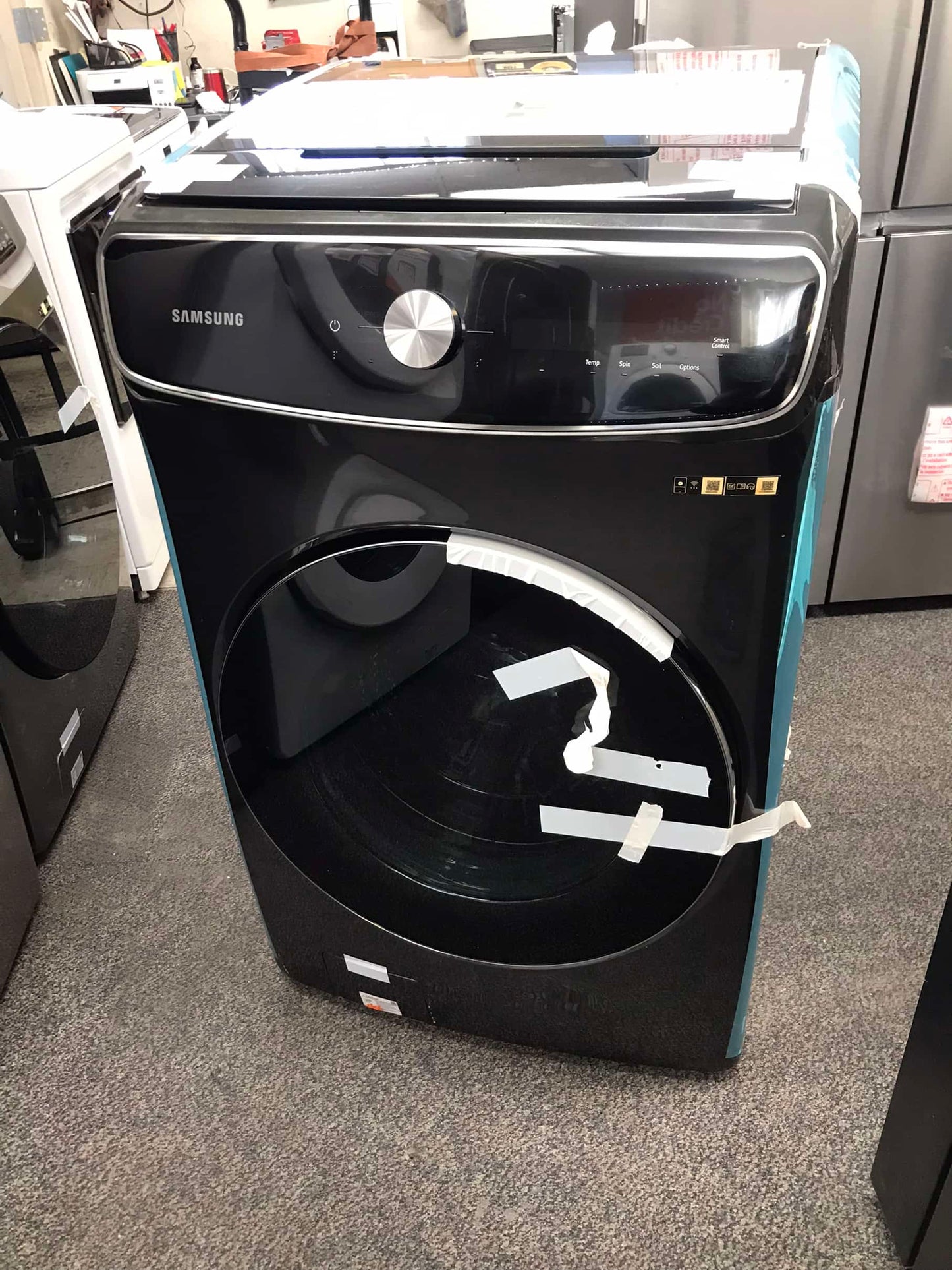 🔥HOT DEAL  ★ Samsung Open Box 6 cu. ft. Smart High-Efficiency Front Load Washer with Super Speed in Brushed Black W4488