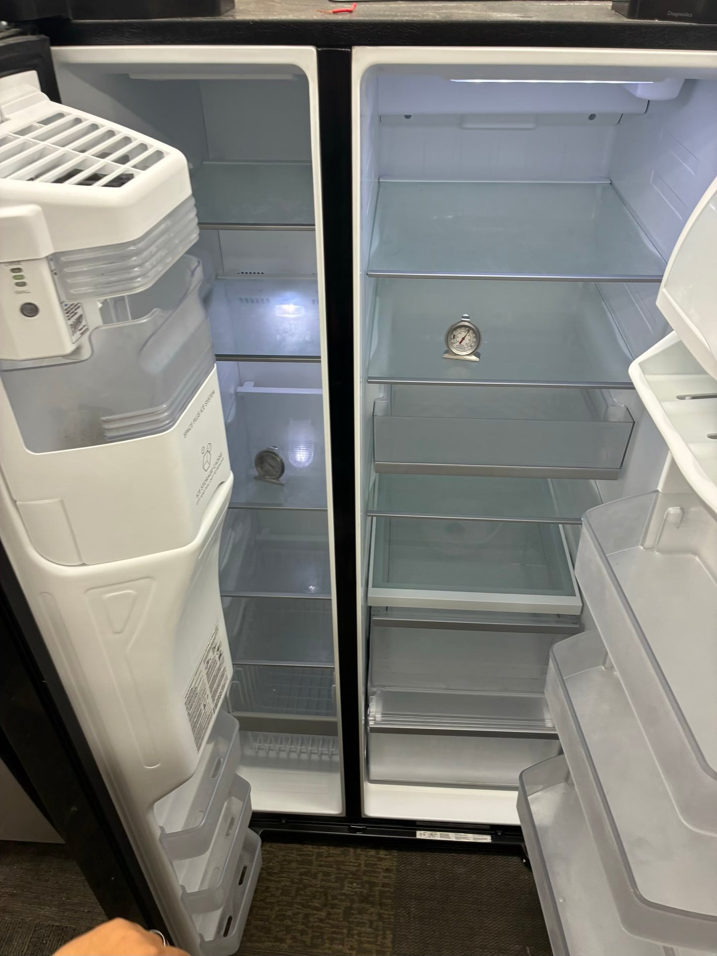 Kenmore side by side refrigerator ice maker water dispenser 36” in