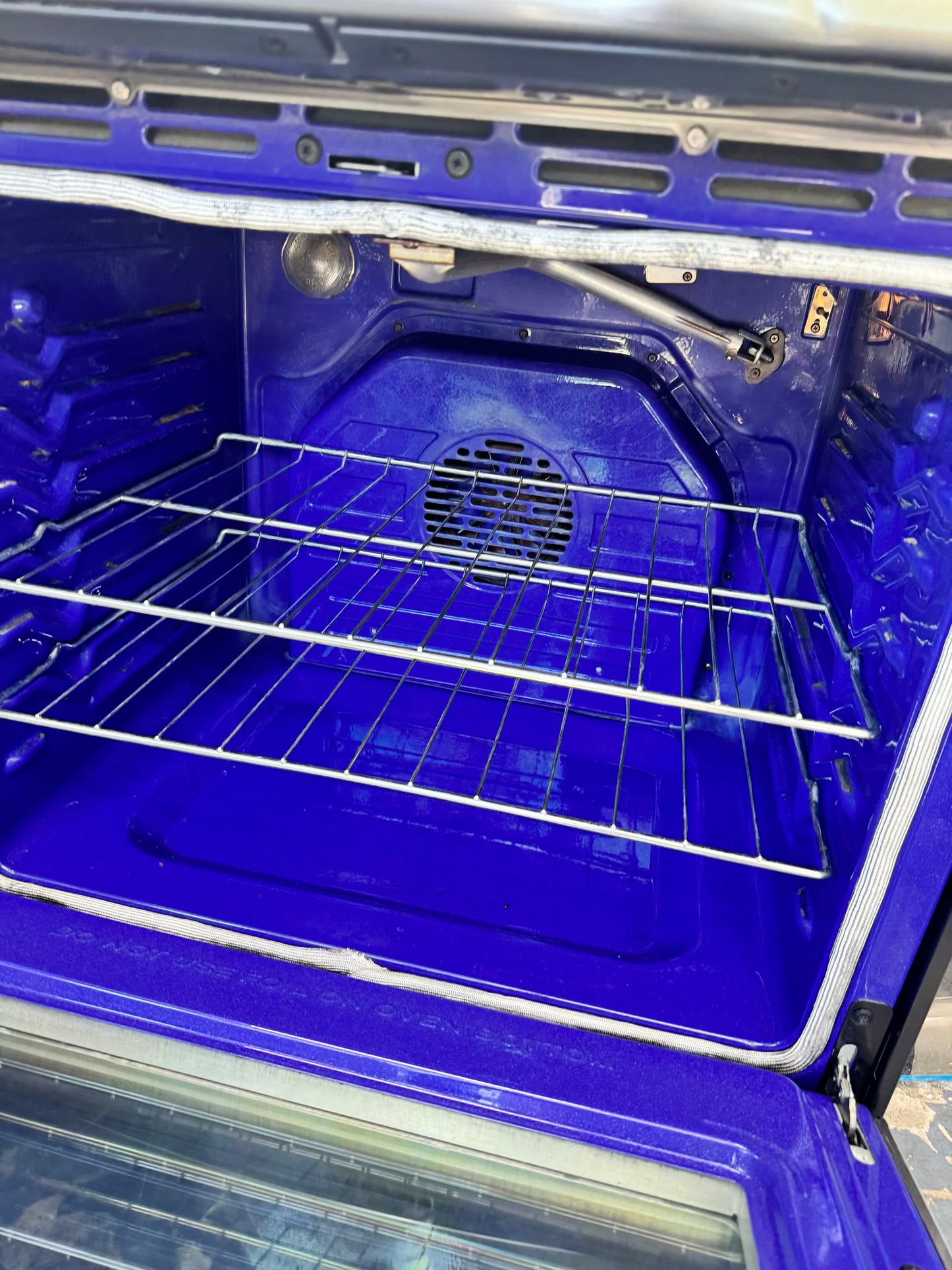 LG gas range stainless steel 5 burner sliding whit easy clean