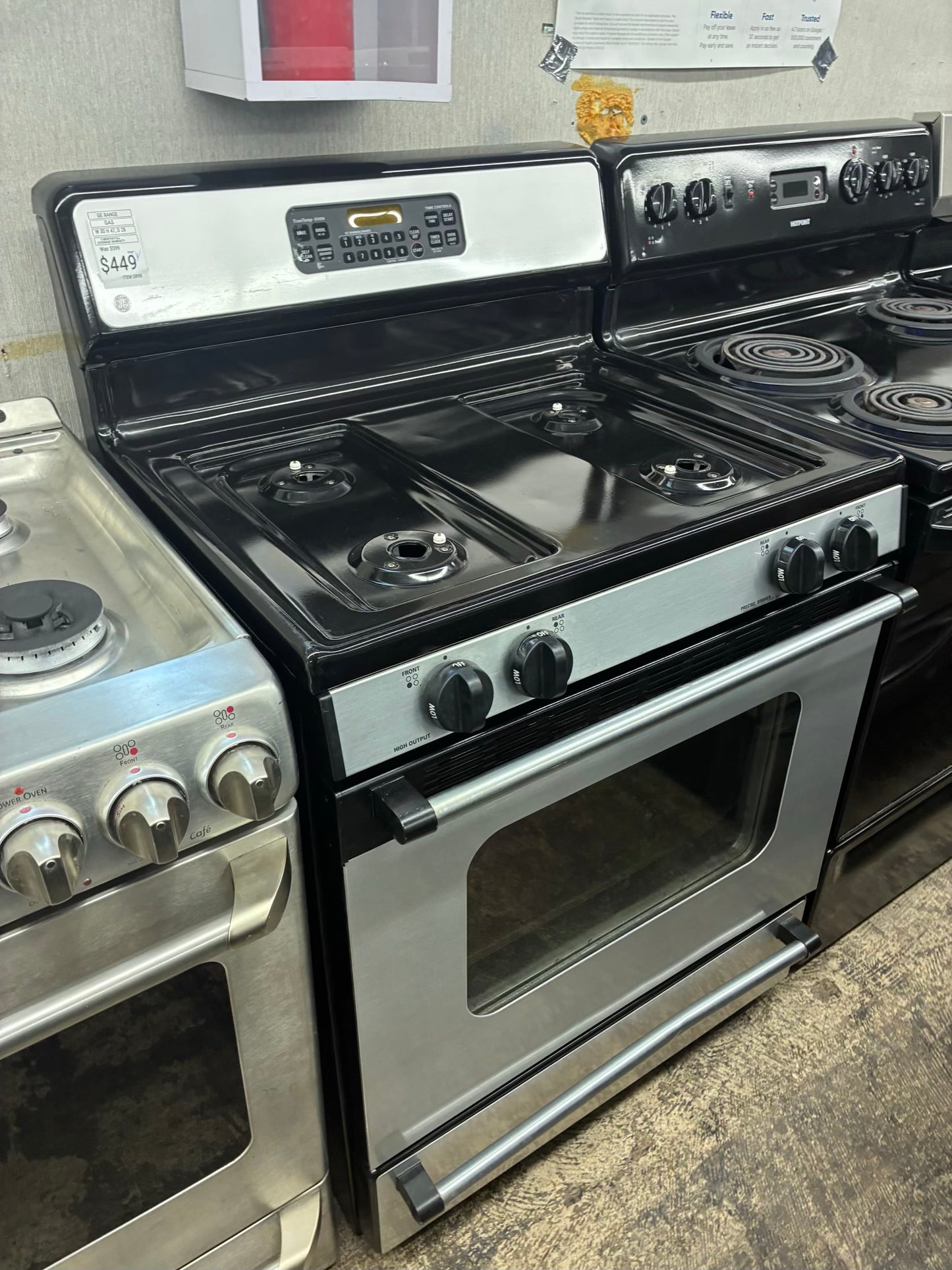 GE Gas Range Stainless Steel 4 Burners 30”