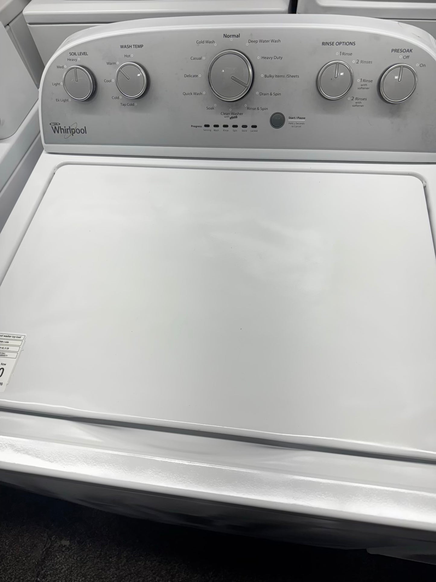 Whirpool top load washer machine whit clean washer affresh