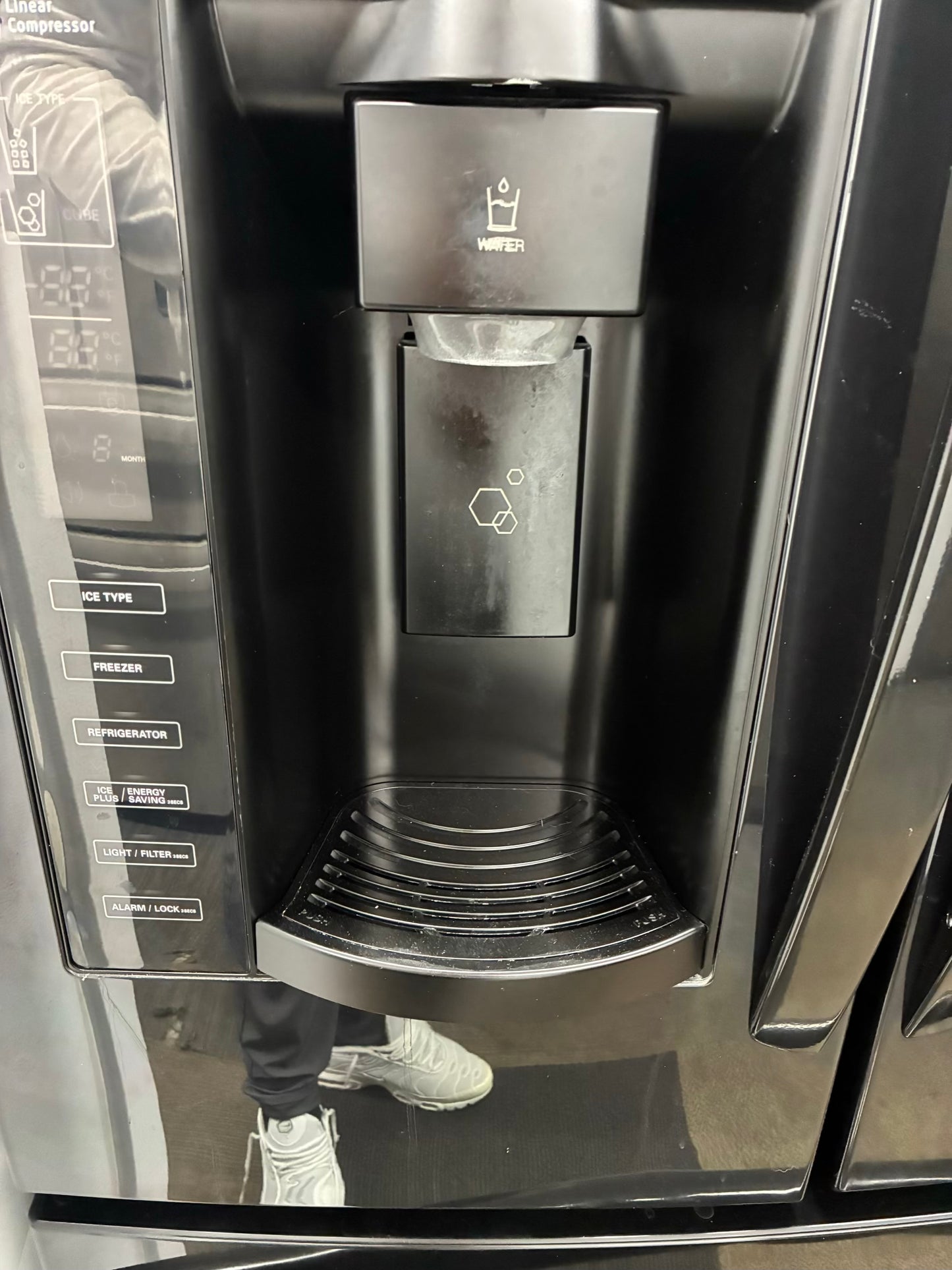 LG French door refrigerator black 33 in