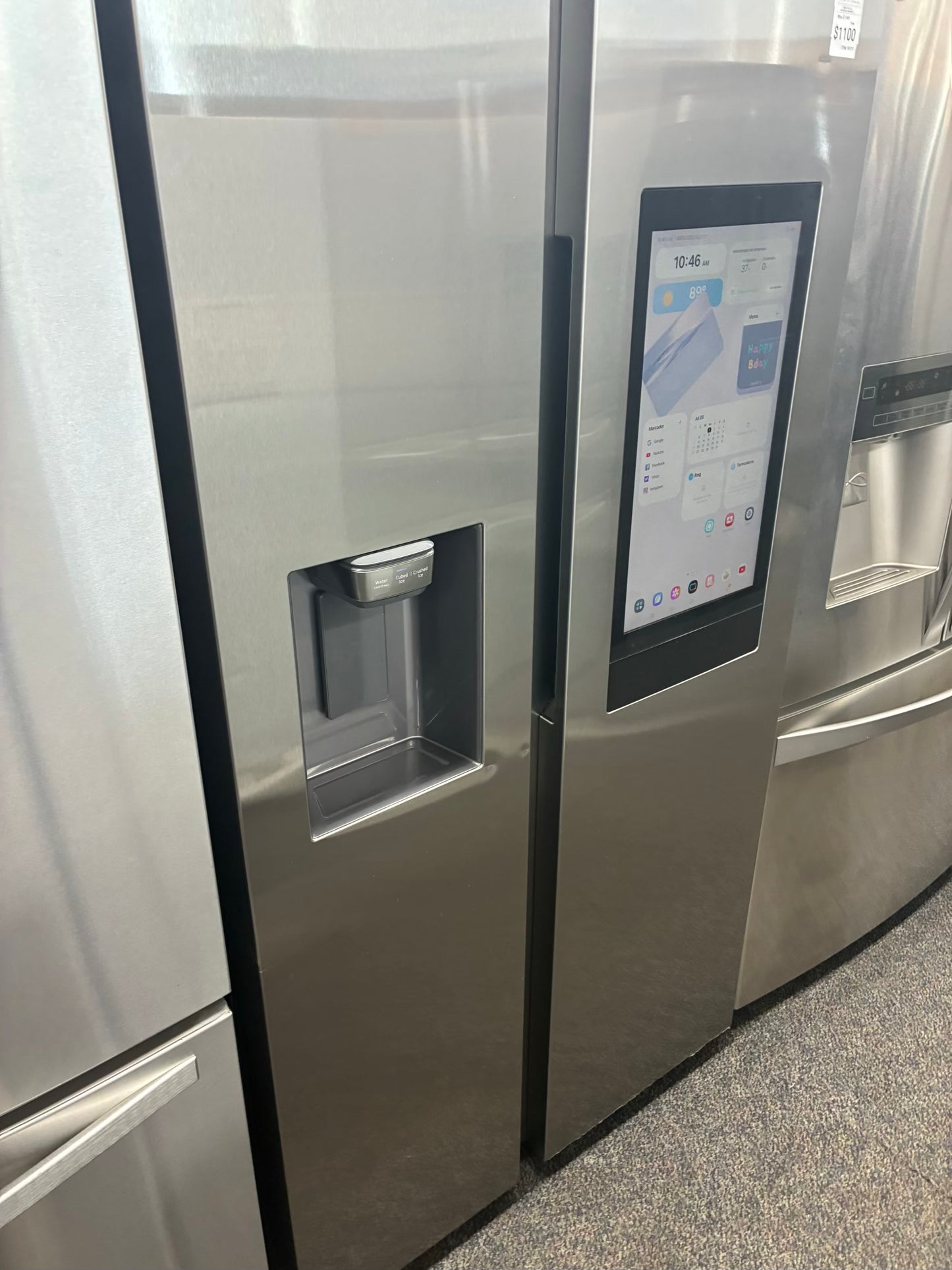 SAMSUNG side by side refrigerator stainless steel 36” ice maker water dispenser ice maker