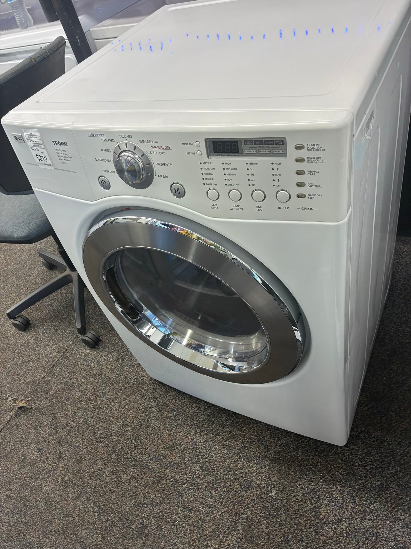 LG Electric Dryer 27” white front load