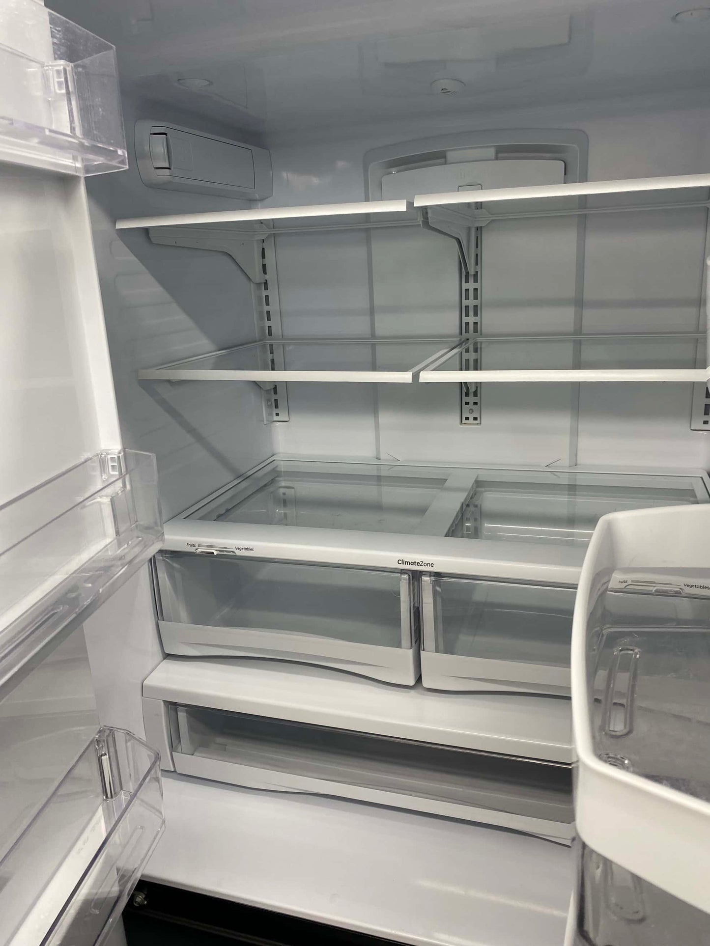 ^ Item: #RF64D GE french door refrigerator stainless steel w/water ice dispenser 36 in