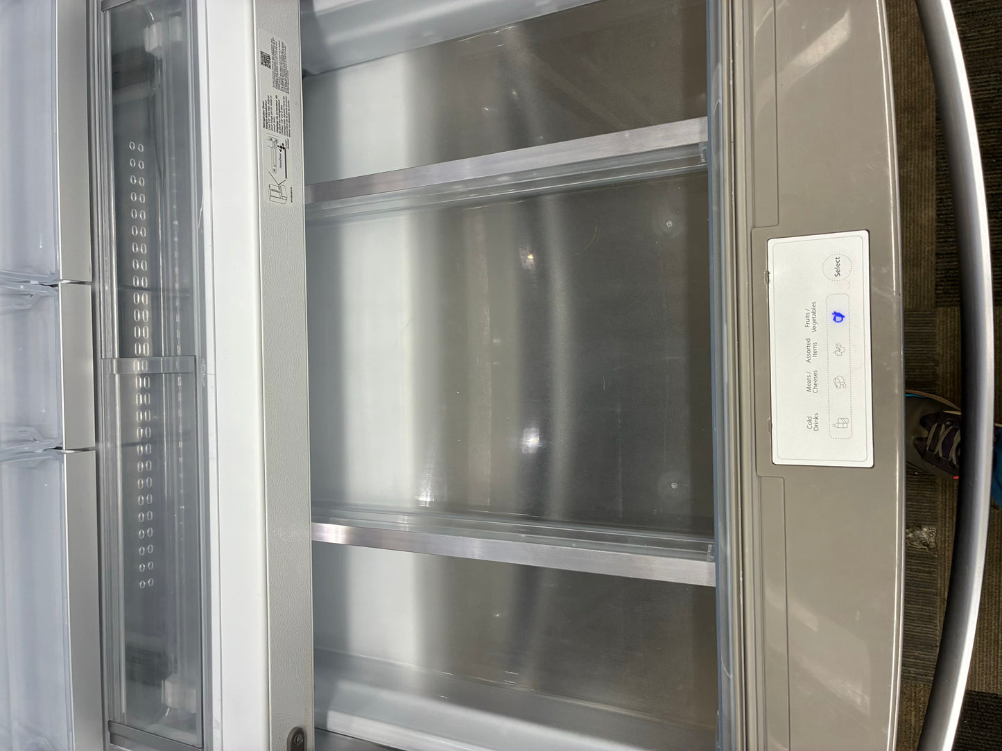 Whirlpool french door refrigerator stainless steel with ice maker 36”