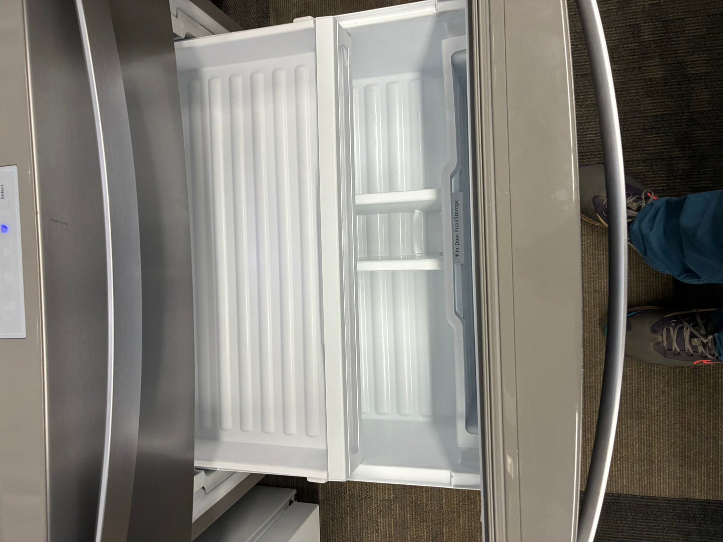 Whirlpool french door refrigerator stainless steel with ice maker 36”